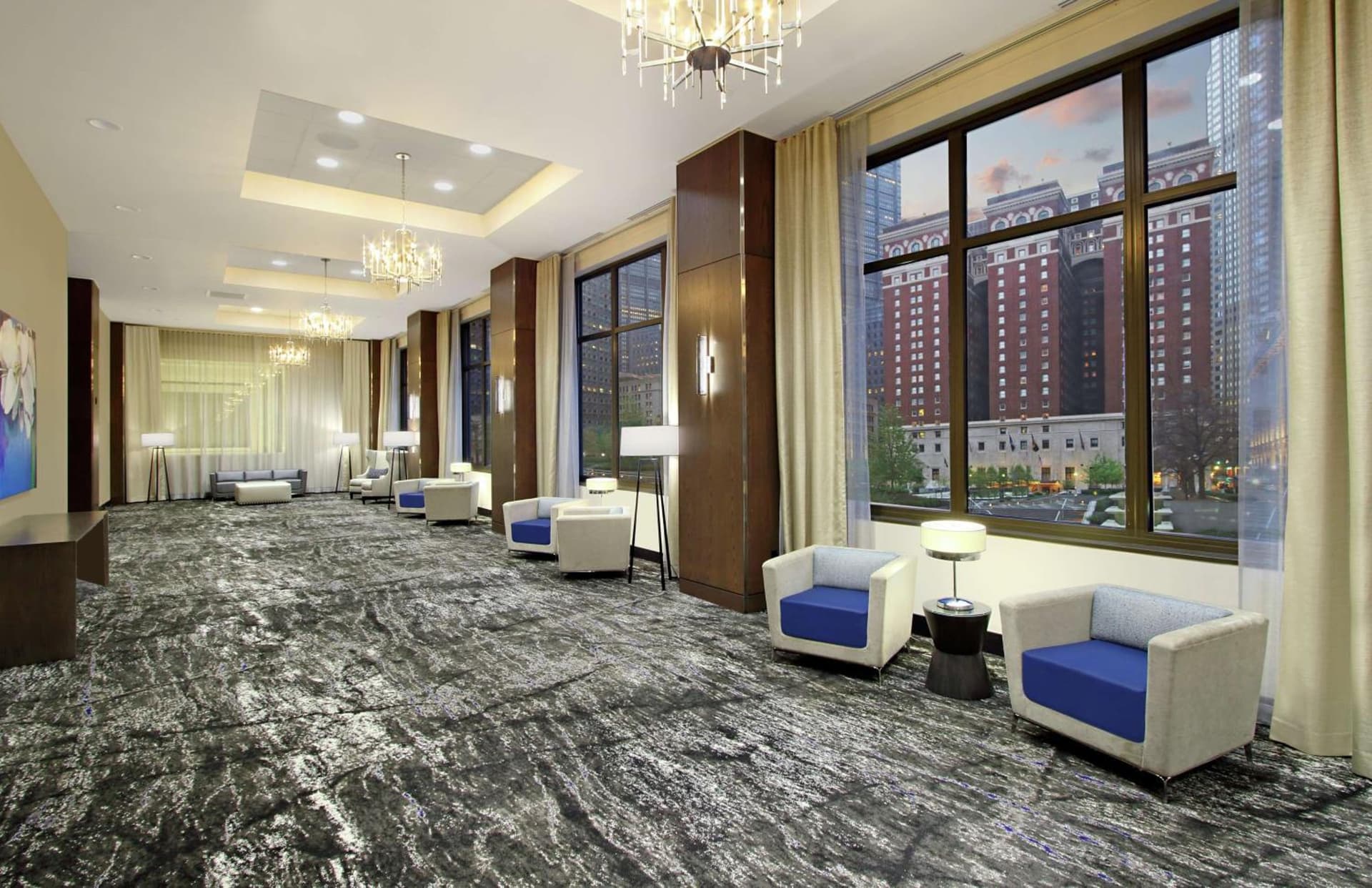 Embassy Suites Pittsburgh Downtown gallery photo in Pittsburgh, PA — image 49