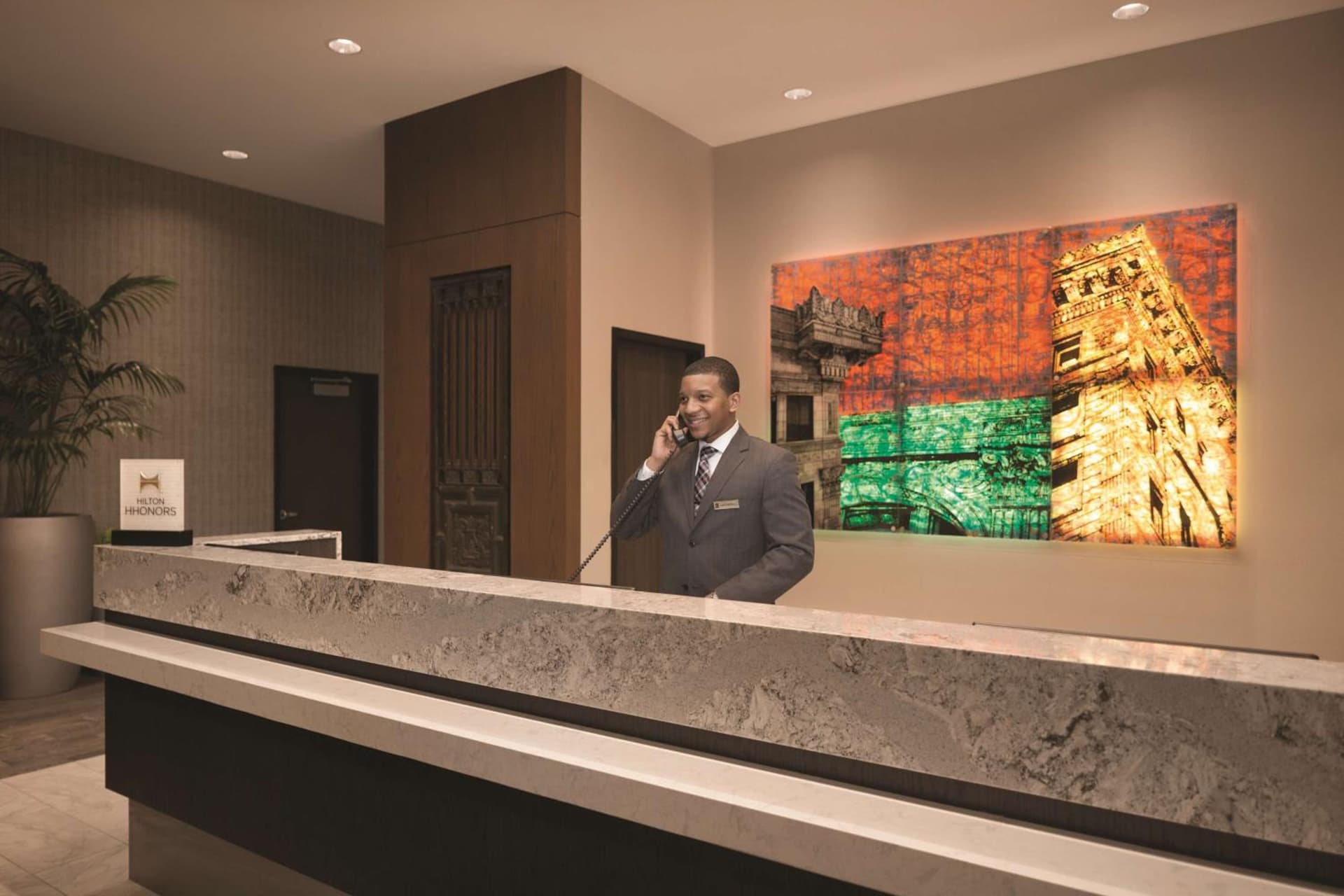 Embassy Suites Pittsburgh Downtown gallery photo in Pittsburgh, PA — image 5