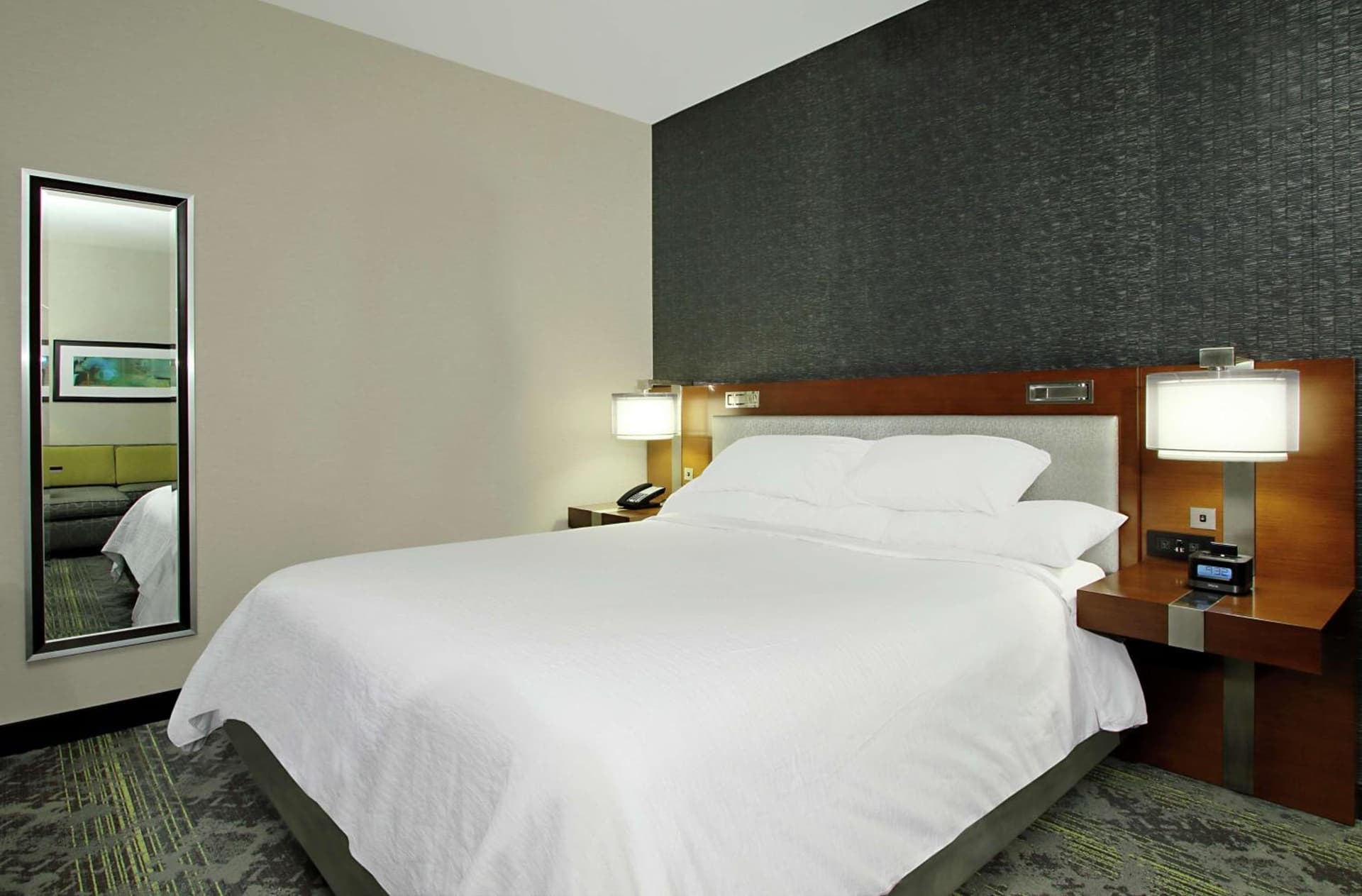 Embassy Suites Pittsburgh Downtown gallery photo in Pittsburgh, PA — image 4