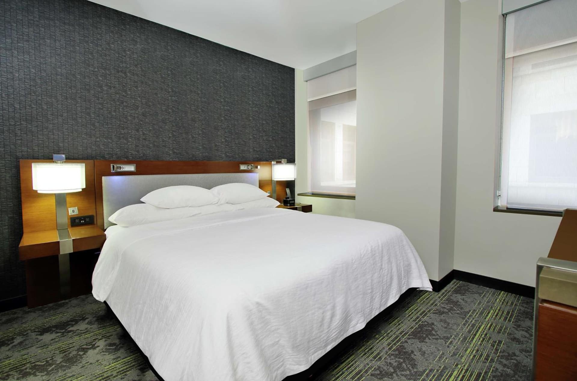 Embassy Suites Pittsburgh Downtown gallery photo in Pittsburgh, PA — image 12