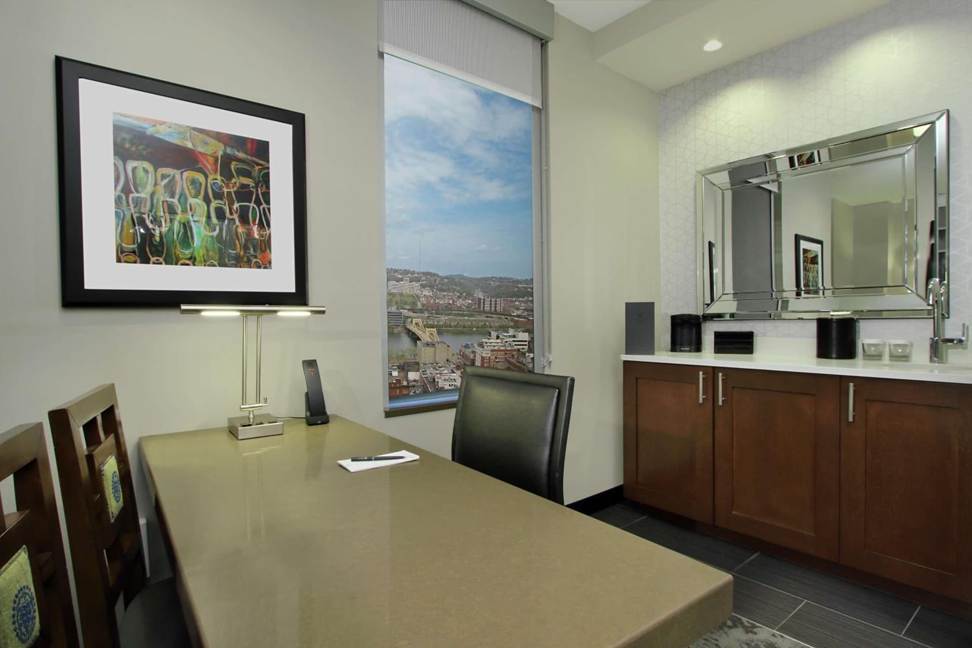 Embassy Suites Pittsburgh Downtown gallery photo in Pittsburgh, PA — image 56