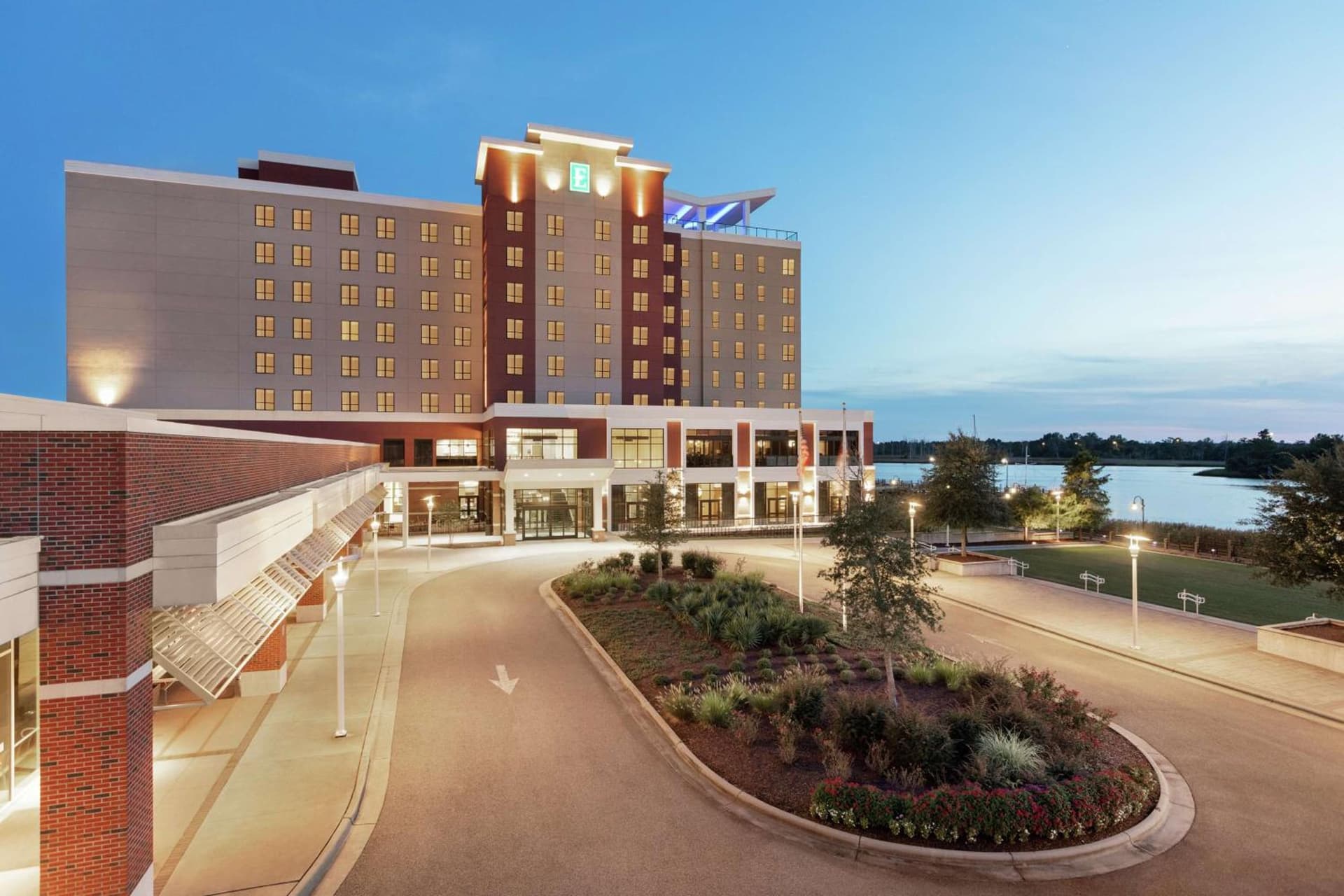 Embassy Suites By Hilton Wilmington Riverfront property views in Wilmington, NC — gallery photo 3