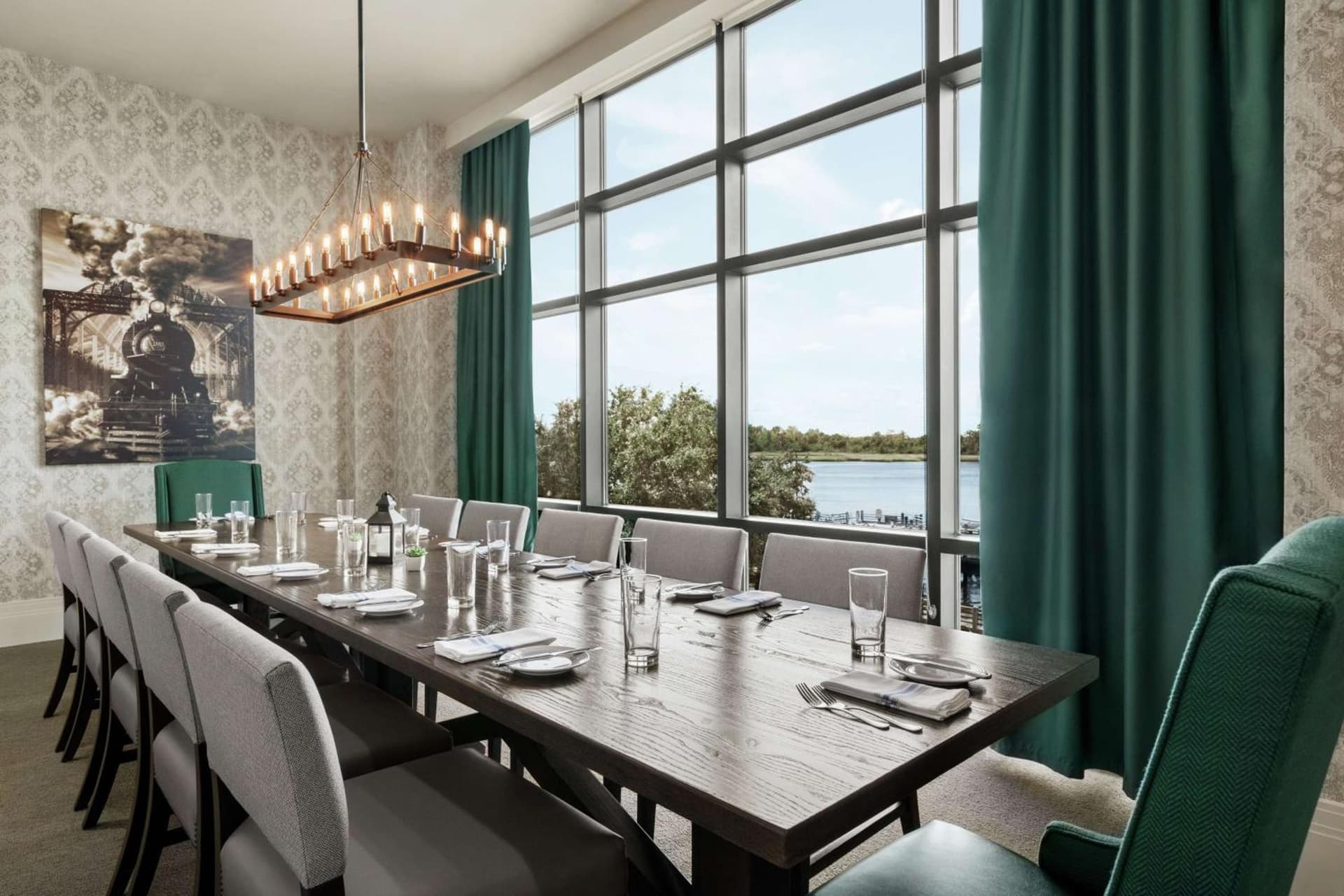 Embassy Suites By Hilton Wilmington Riverfront gallery photo in Wilmington, NC — image 22