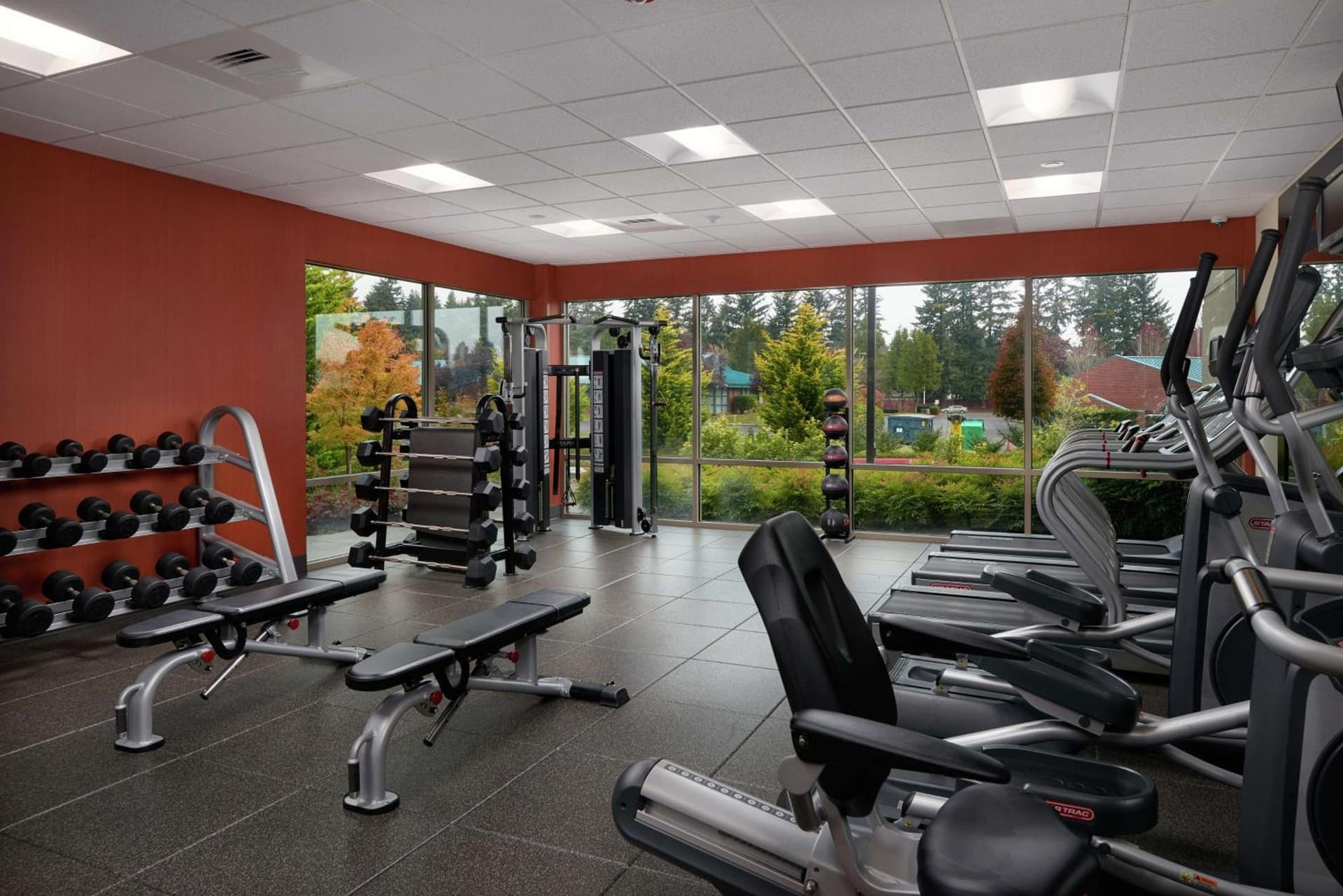 Hampton Inn & Suites Portland/Vancouver interior in Vancouver, WA — gallery photo 2
