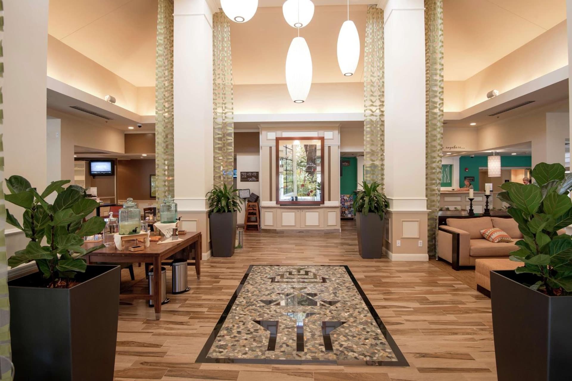 Hilton Garden Inn Redding gallery photo in Redding, CA — image 8