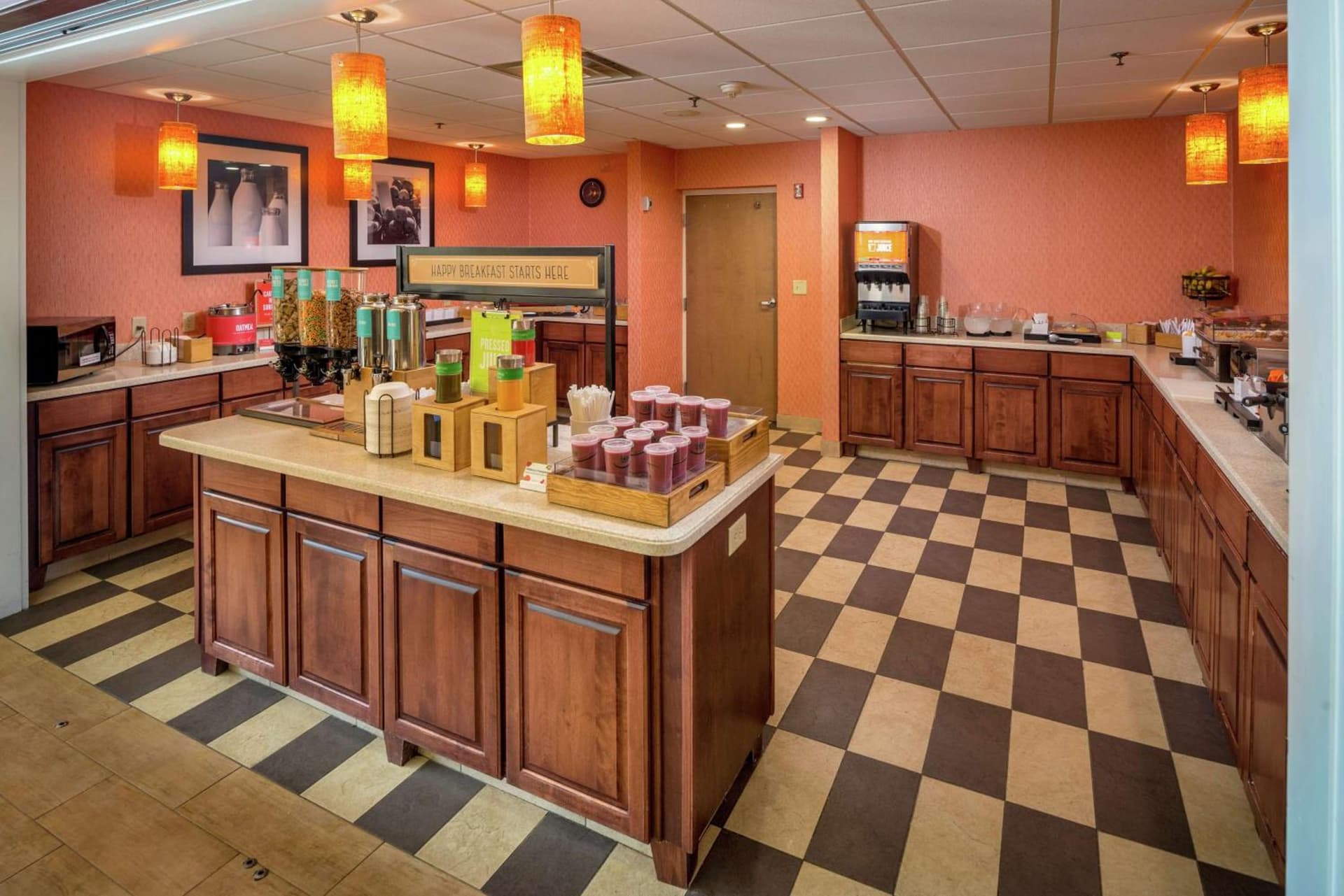 Hampton Inn & Suites Binghamton/Vestal gallery photo in Vestal — image 16