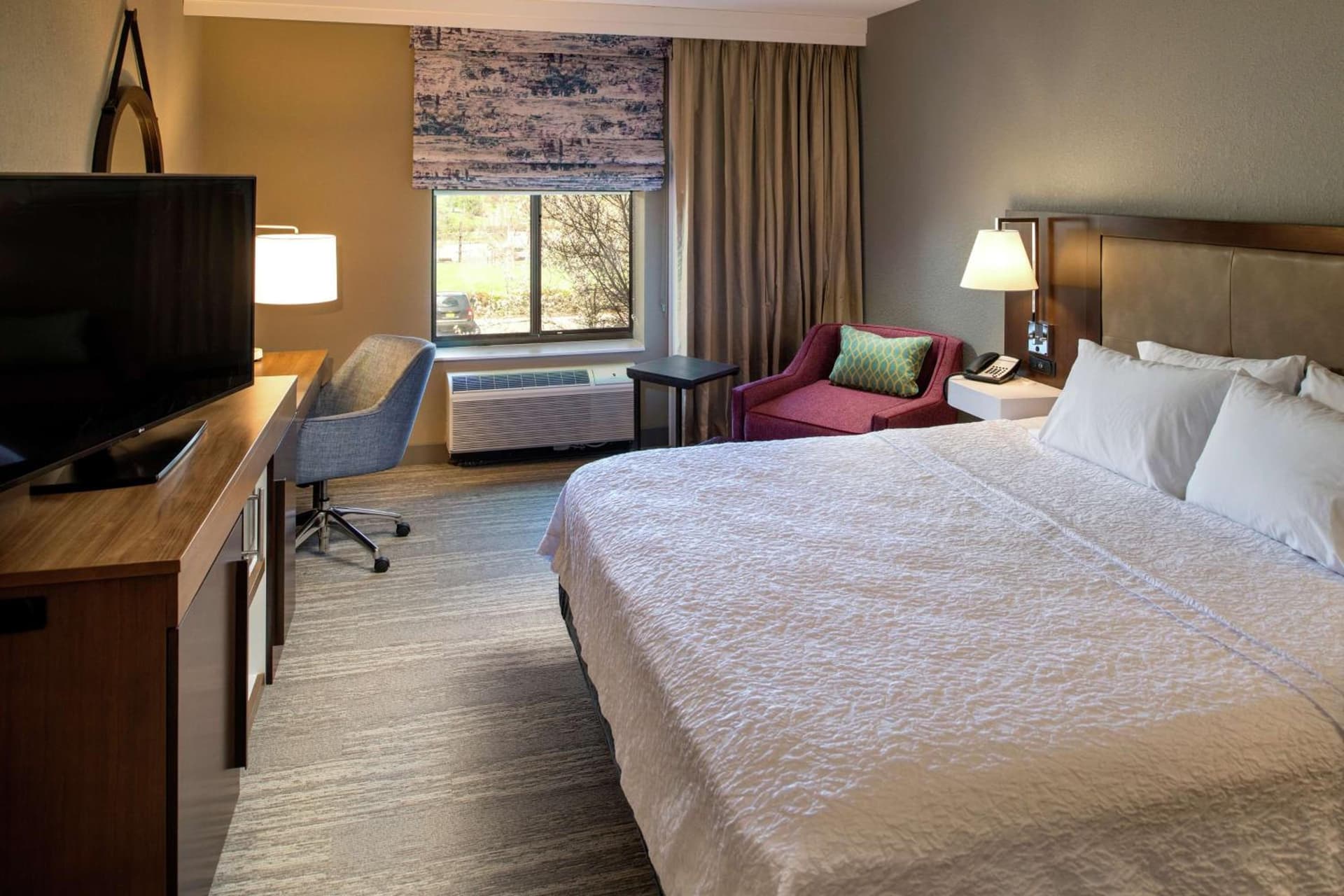 Hampton Inn & Suites Binghamton/Vestal gallery photo in Vestal — image 25