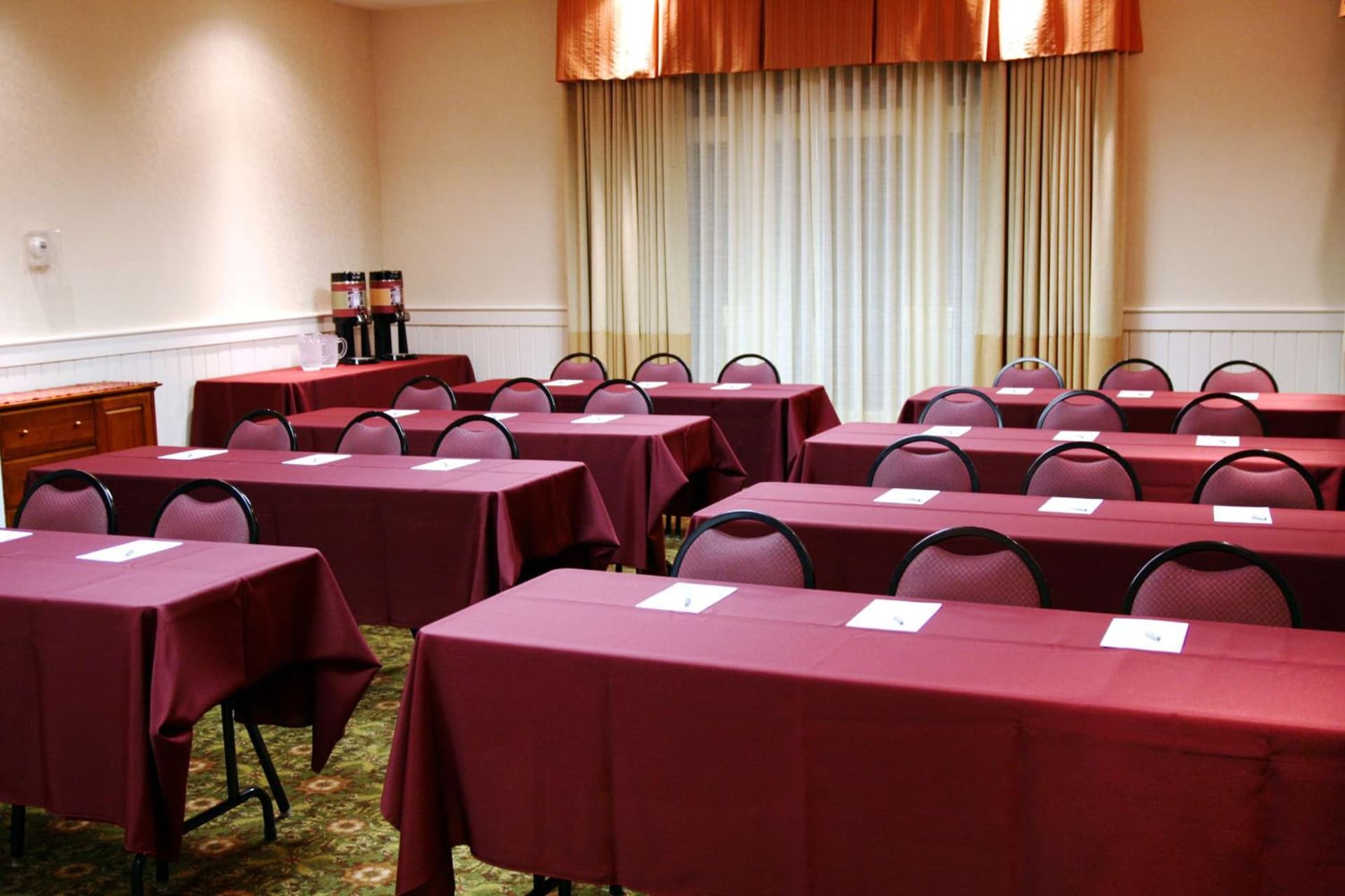 Hampton Inn & Suites Binghamton/Vestal gallery photo in Vestal — image 19