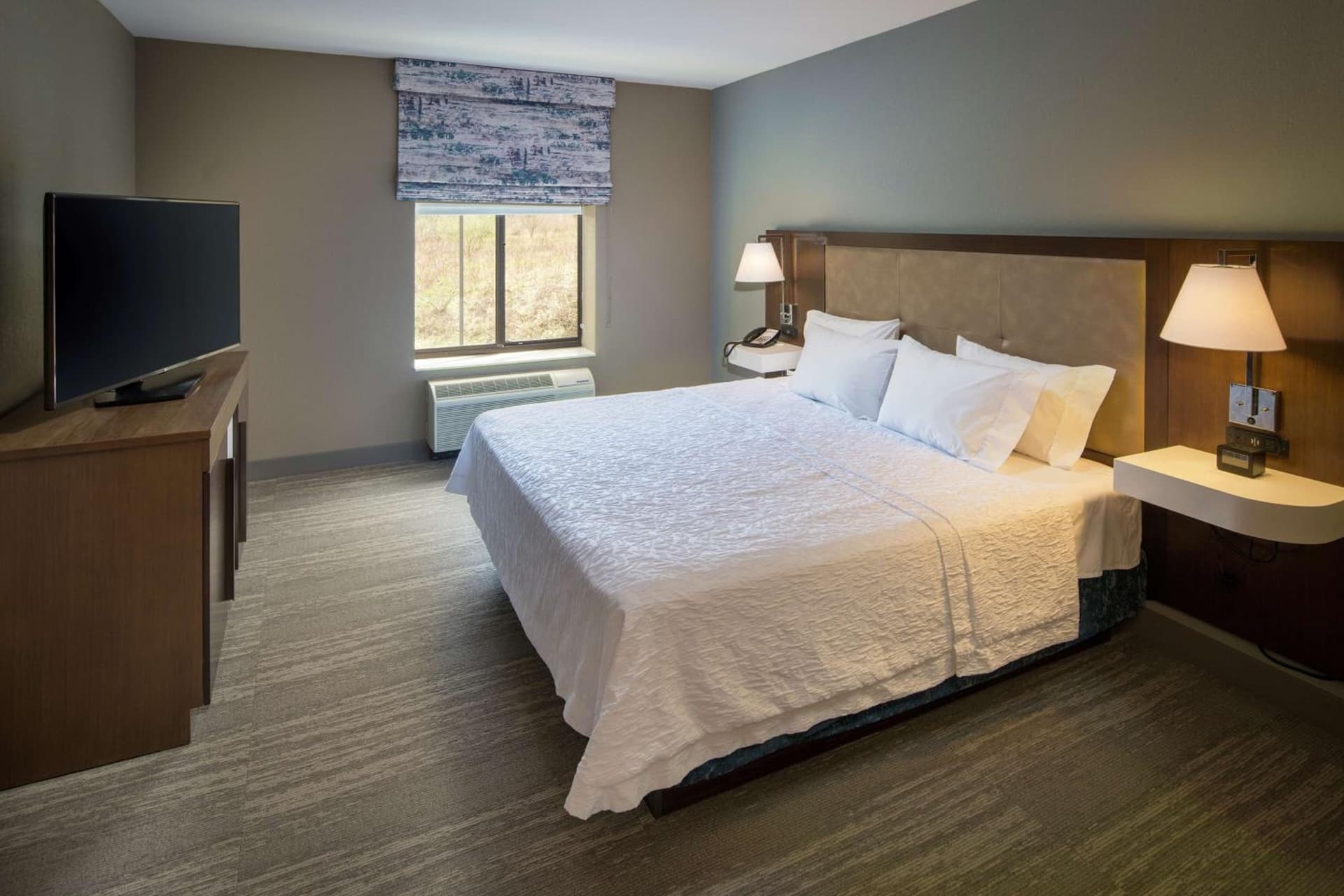 Hampton Inn & Suites Binghamton/Vestal gallery photo in Vestal — image 14