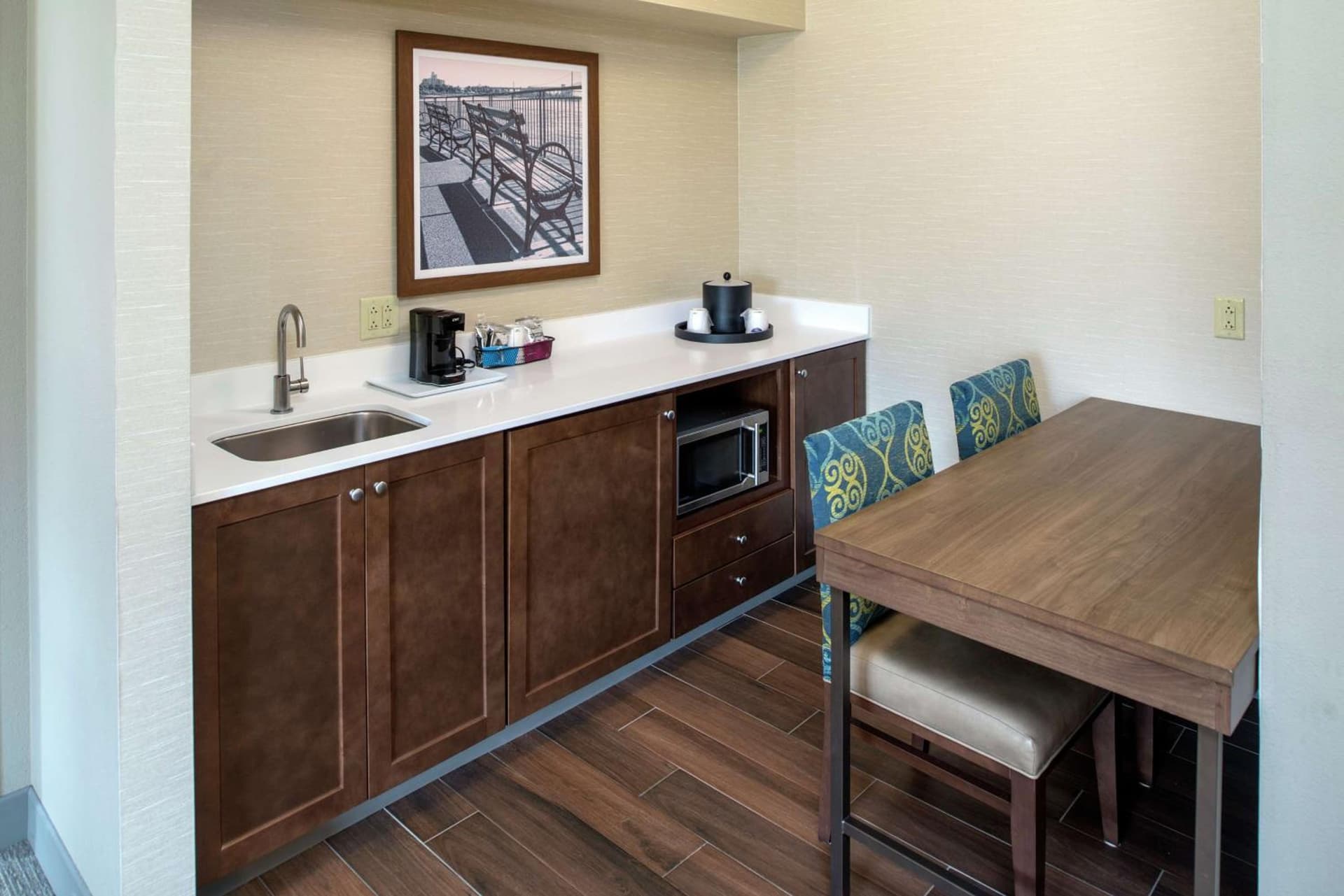 Hampton Inn & Suites Binghamton/Vestal gallery photo in Vestal — image 17