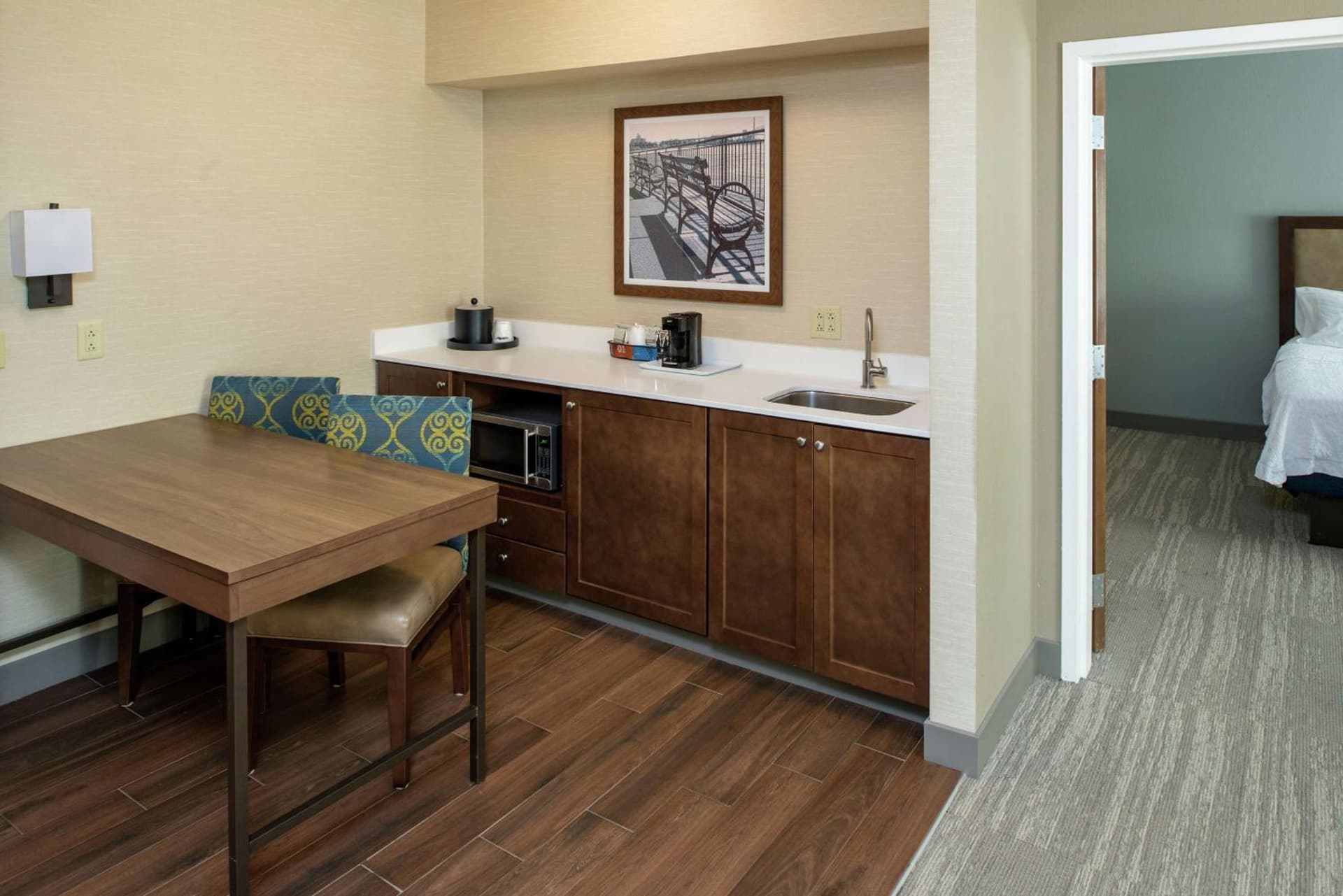 Hampton Inn & Suites Binghamton/Vestal gallery photo in Vestal — image 9