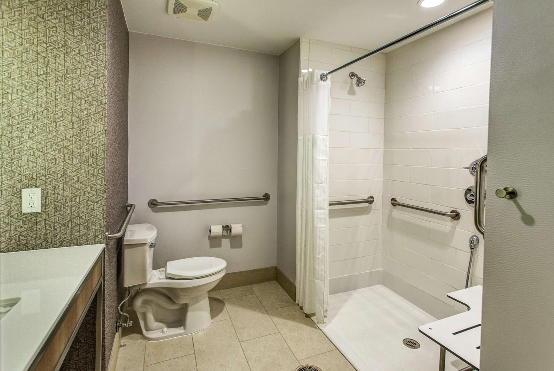 Hilton Garden Inn Topeka gallery photo in Topeka, KS — image 20