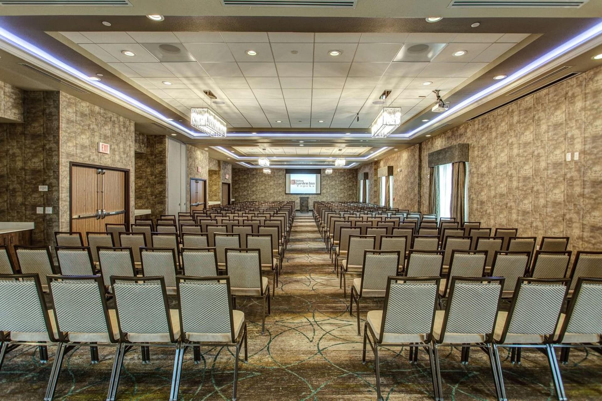 Hilton Garden Inn Topeka gallery photo in Topeka, KS — image 8
