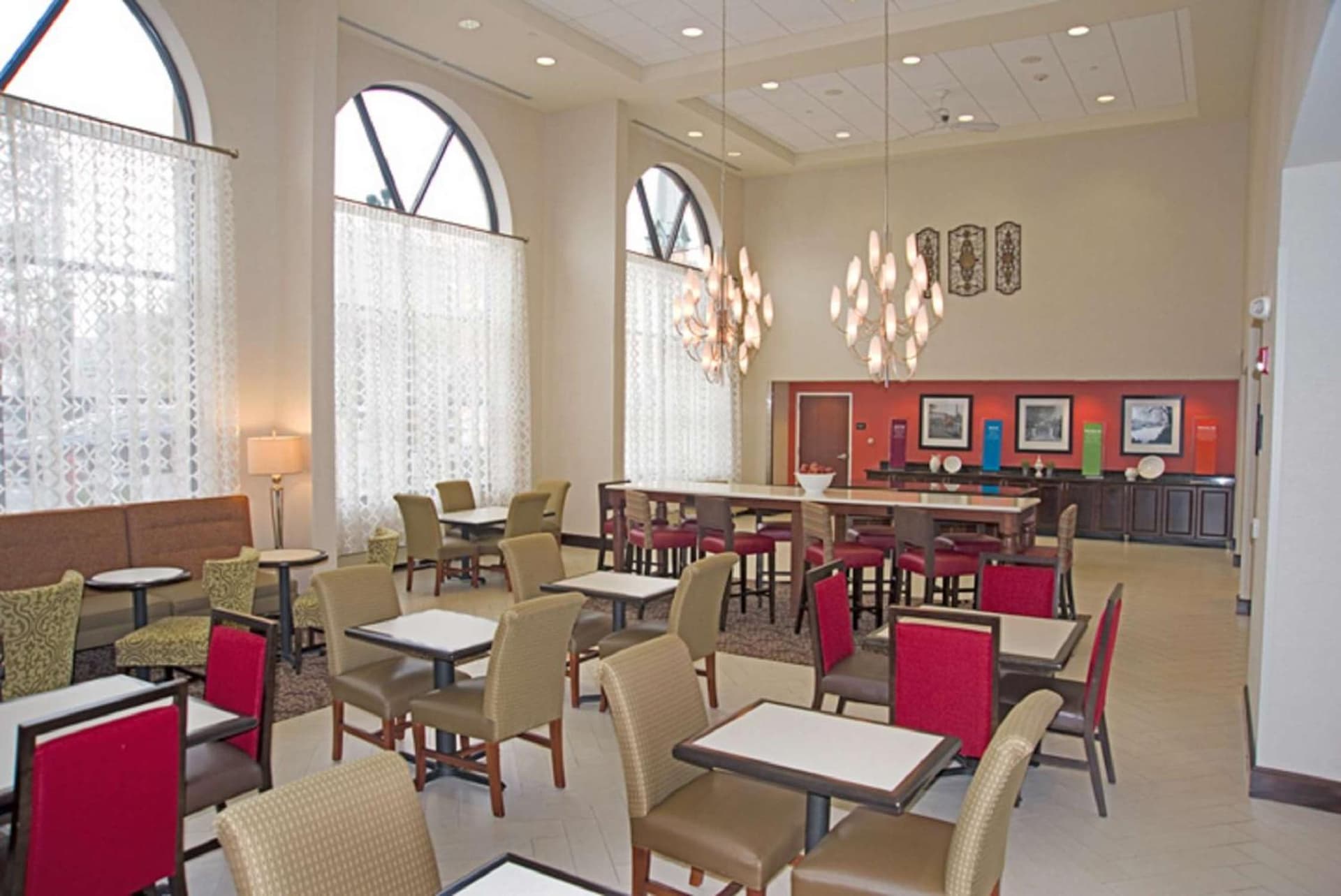 Hampton Inn Schenectady Downtown gallery photo in Schenectady, NY — image 14