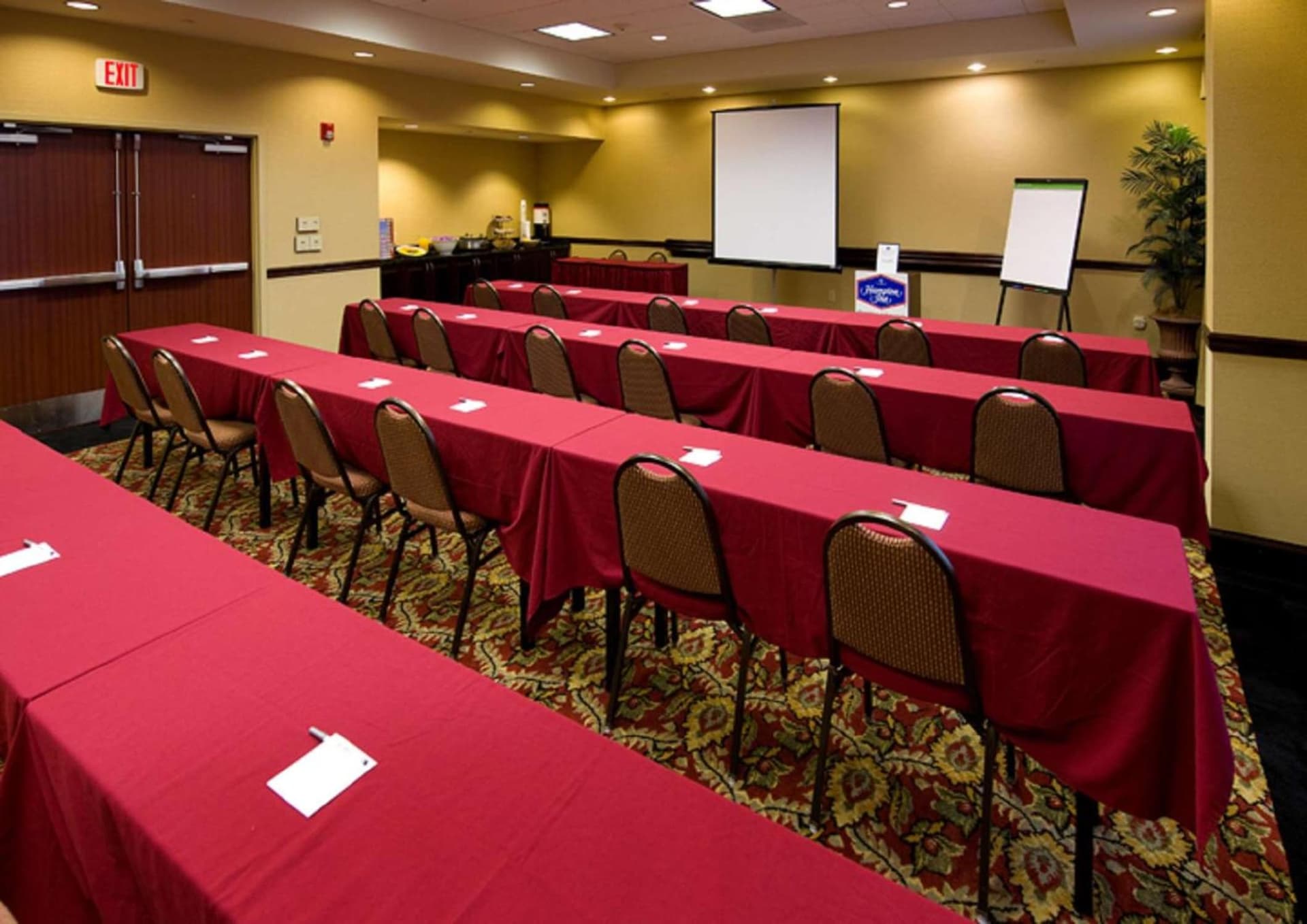 Hampton Inn Schenectady Downtown gallery photo in Schenectady, NY — image 30