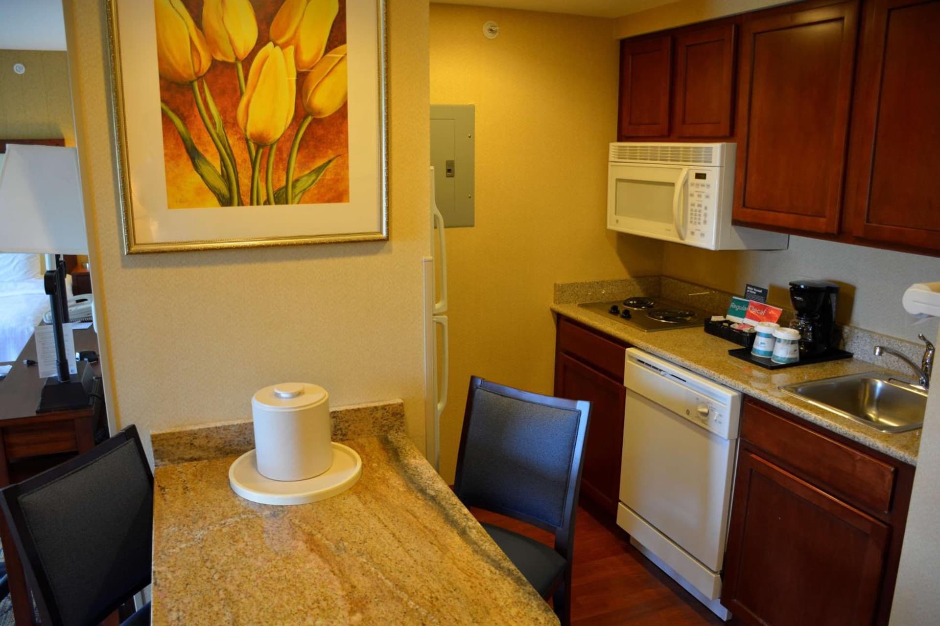 Homewood Suites by Hilton Brighton gallery photo in Brighton, MI — image 27
