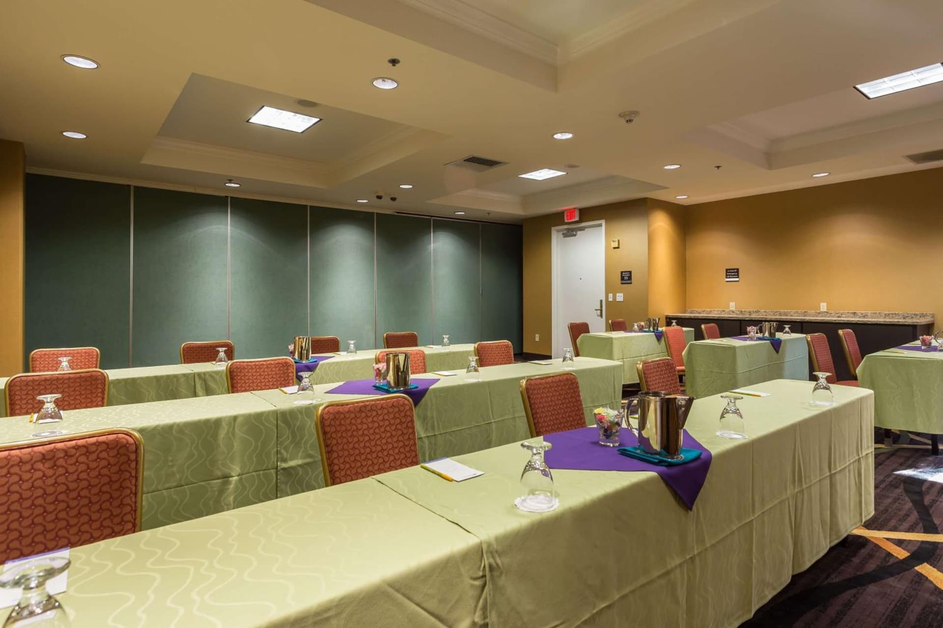 Hilton Garden Inn San Mateo gallery photo in San Mateo, CA — image 39