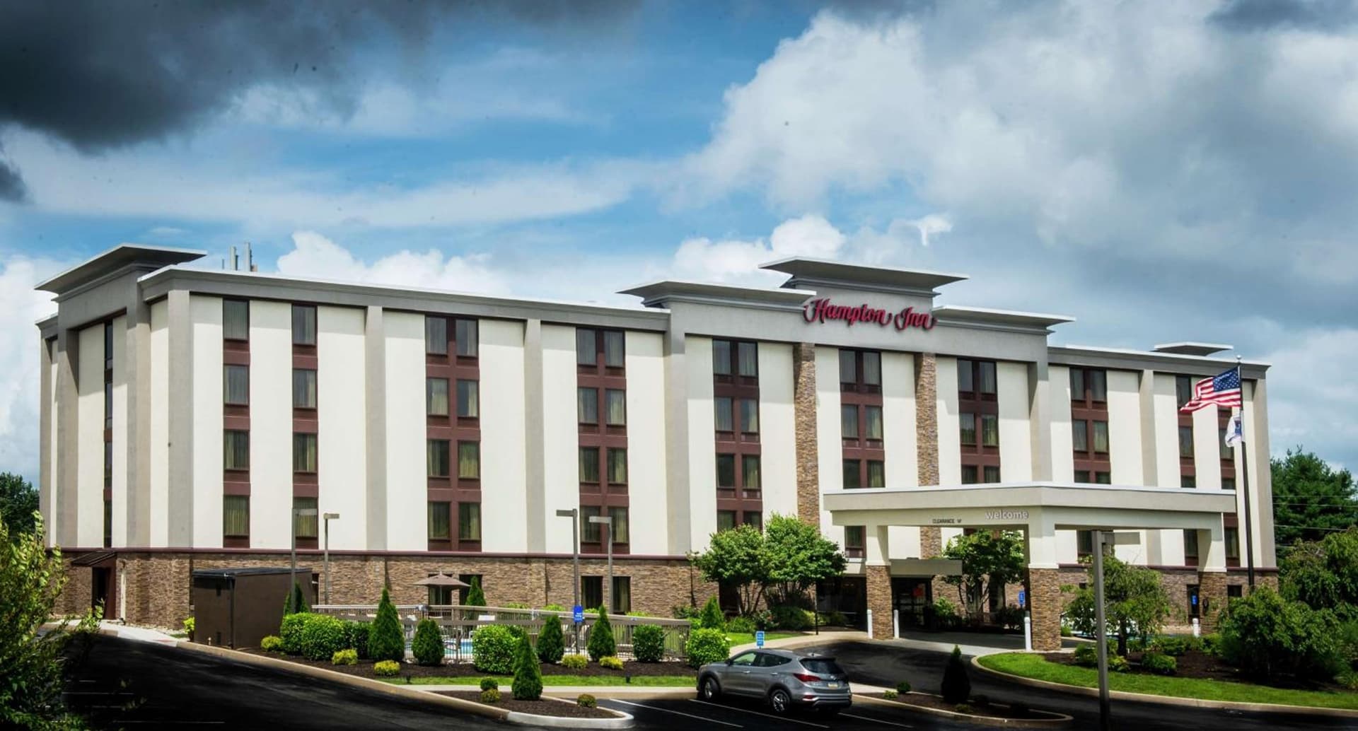 Hampton Inn Philadelphia-Great Valley property views in Frazer, PA — gallery photo 3