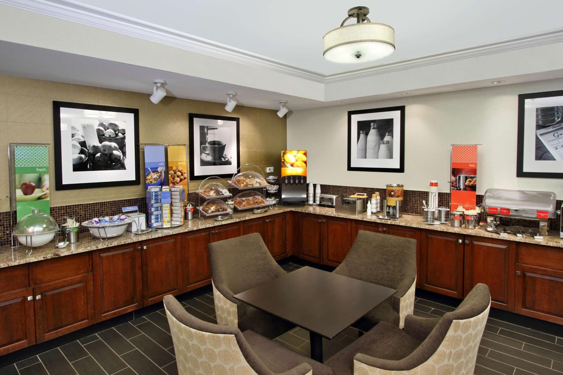 Hampton Inn Philadelphia-Great Valley gallery photo in Frazer, PA — image 39