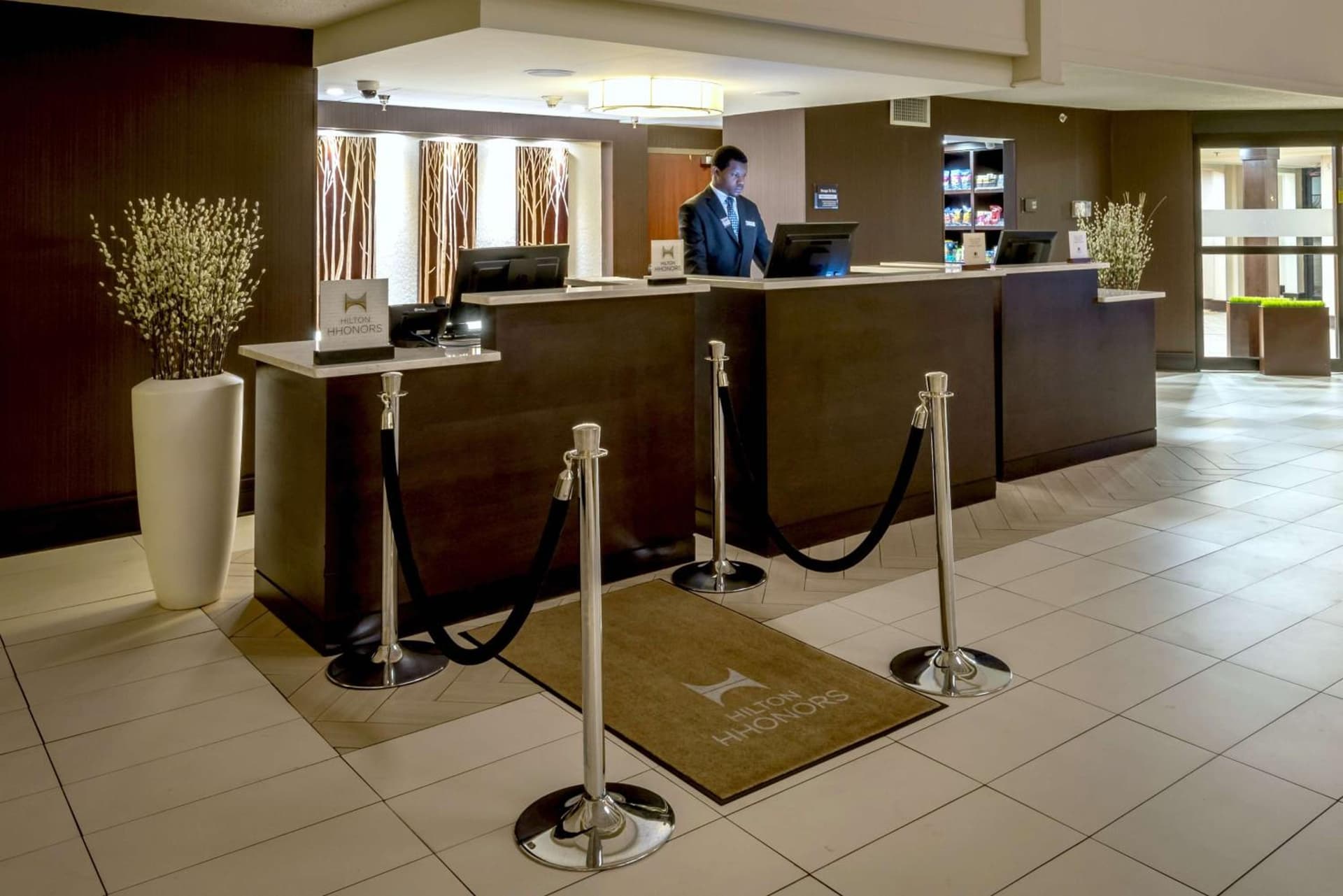 DoubleTree by Hilton Montgomery Downtown gallery photo in Montgomery, AL — image 17