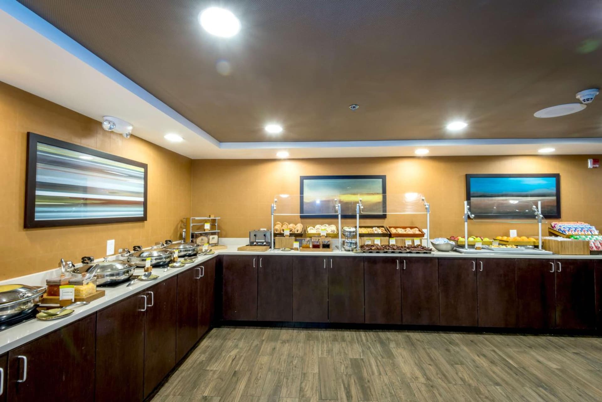 DoubleTree by Hilton Montgomery Downtown property views in Montgomery, AL — gallery photo 3