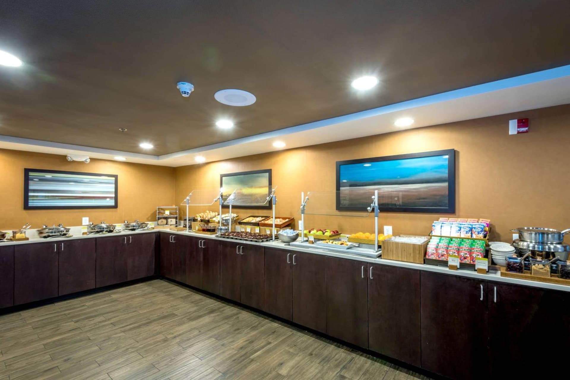 DoubleTree by Hilton Montgomery Downtown gallery photo in Montgomery, AL — image 63