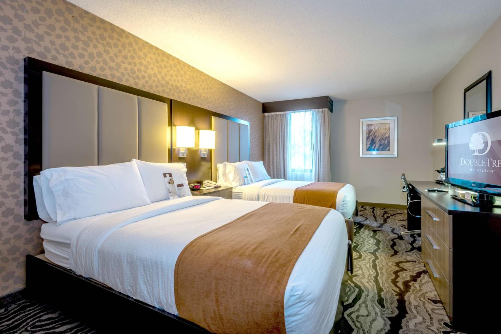 DoubleTree by Hilton Montgomery Downtown gallery photo in Montgomery, AL — image 16