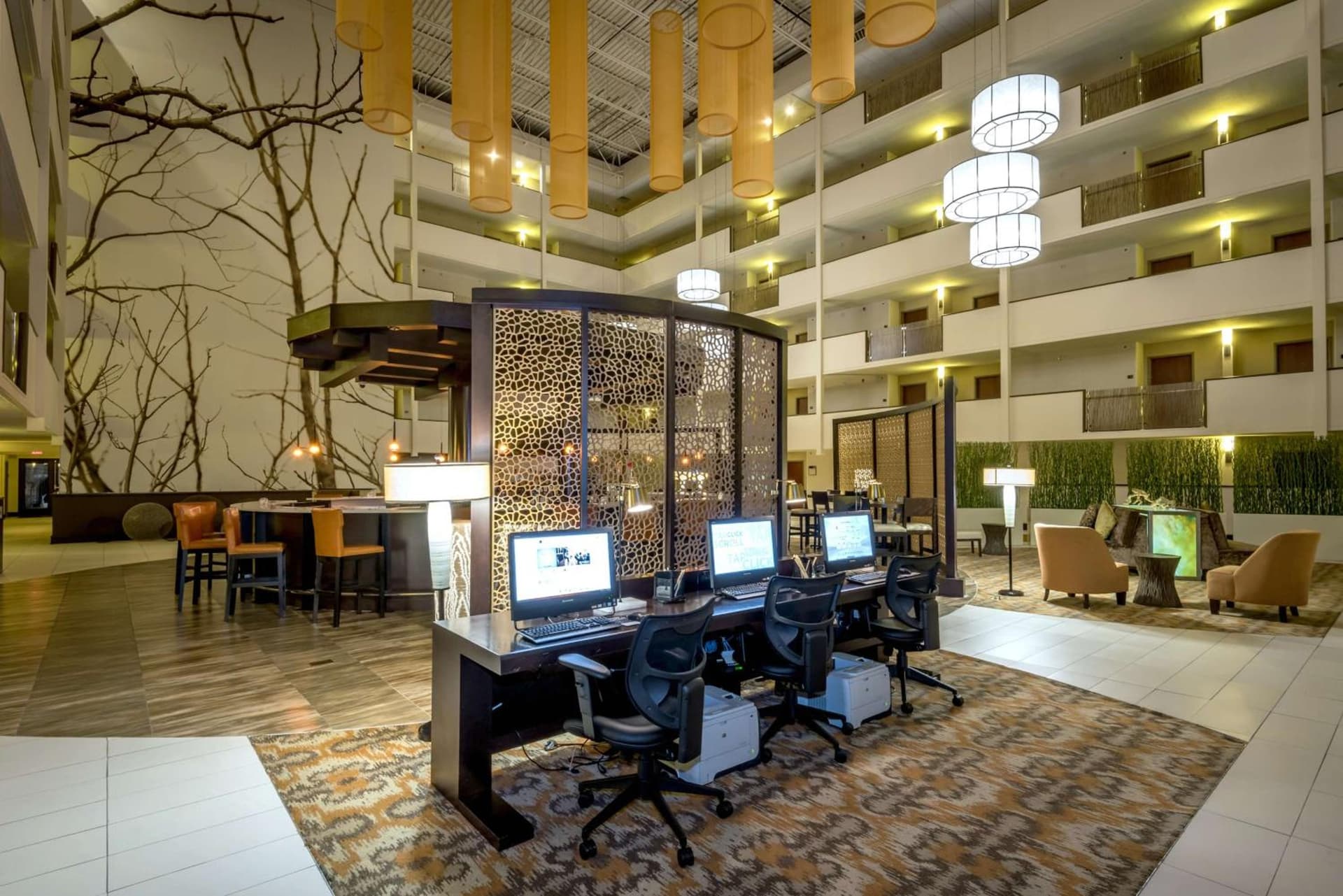 DoubleTree by Hilton Montgomery Downtown gallery photo in Montgomery, AL — image 50