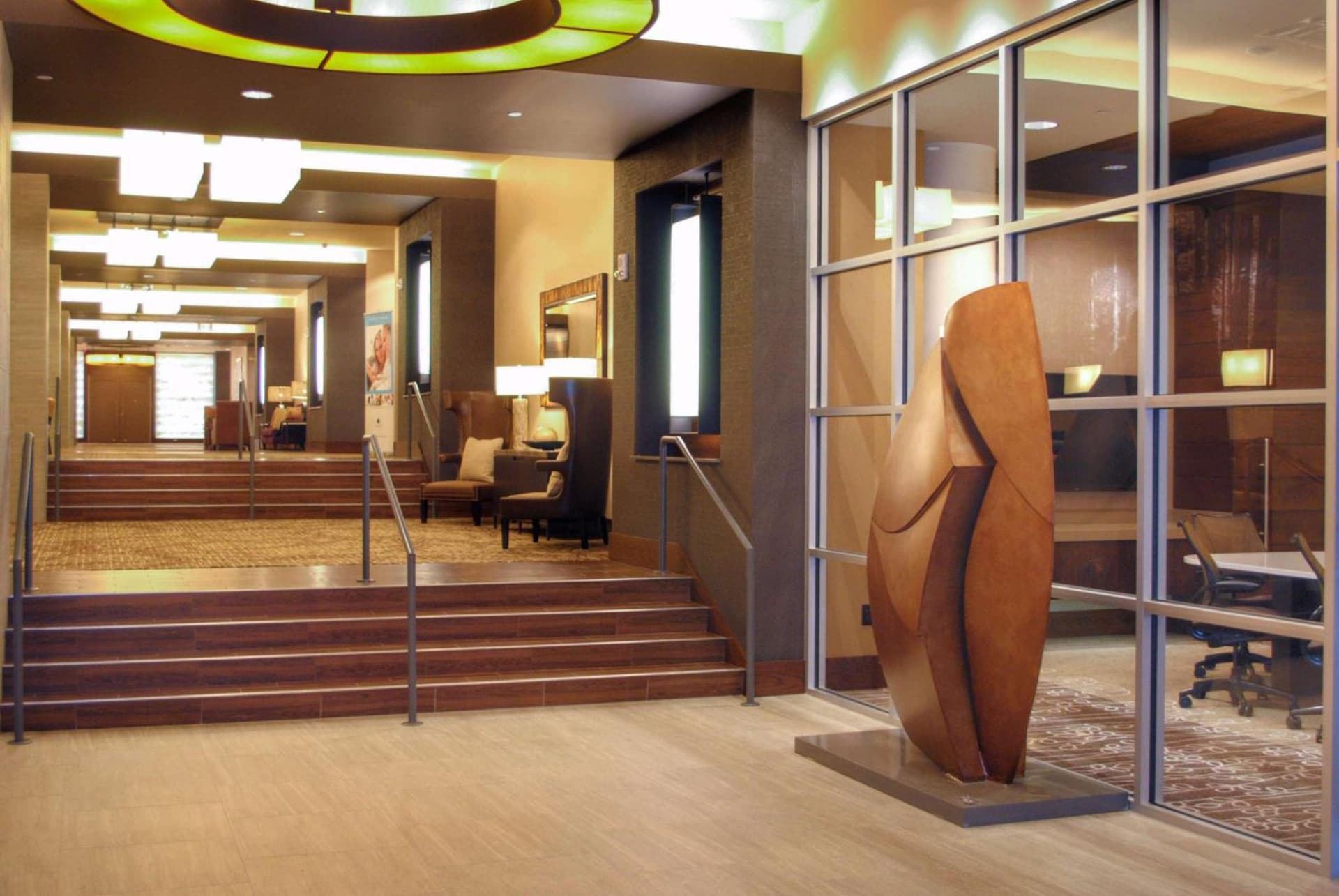 DoubleTree by Hilton Hotel Reading interior in Reading, PA — gallery photo 2