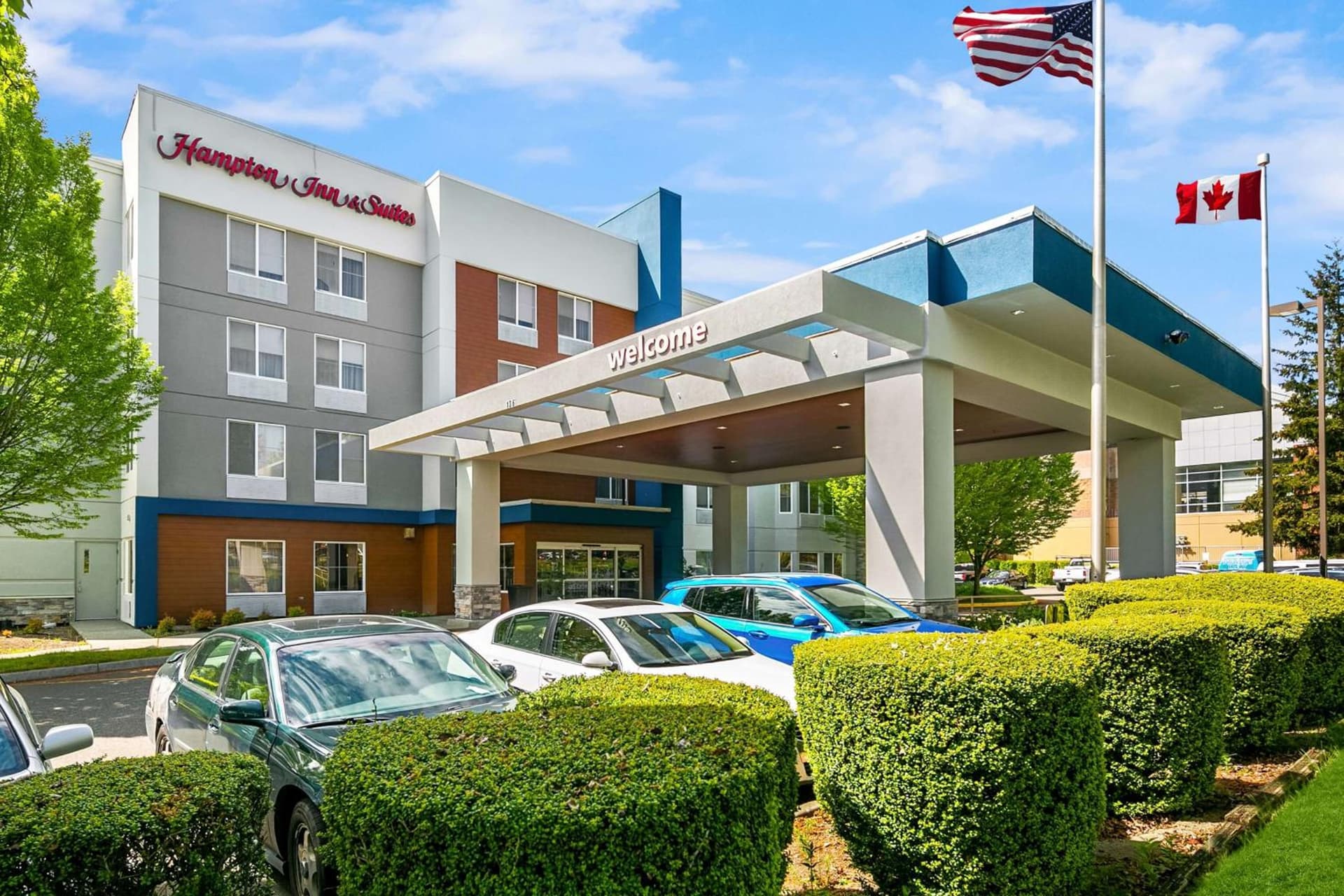 Hampton Inn & Suites Seattle North/Lynnwood featured exterior or lobby in Lynnwood, WA — similar hotel