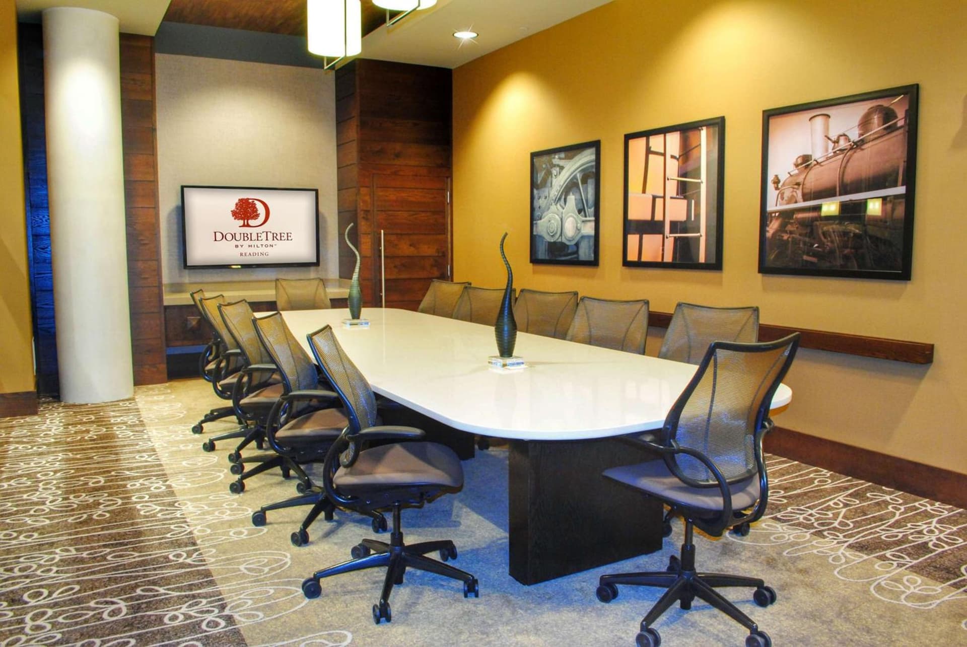 DoubleTree by Hilton Hotel Reading gallery photo in Reading, PA — image 13