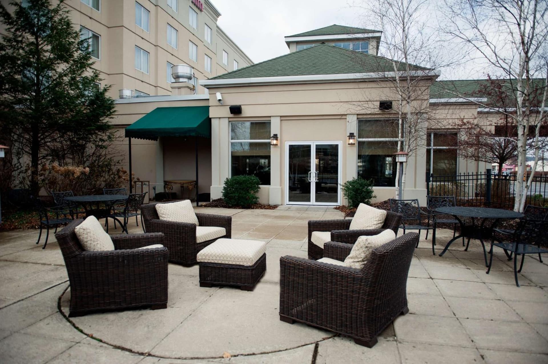 Hilton Garden Inn Rockaway interior in Rockaway, NJ — gallery photo 2