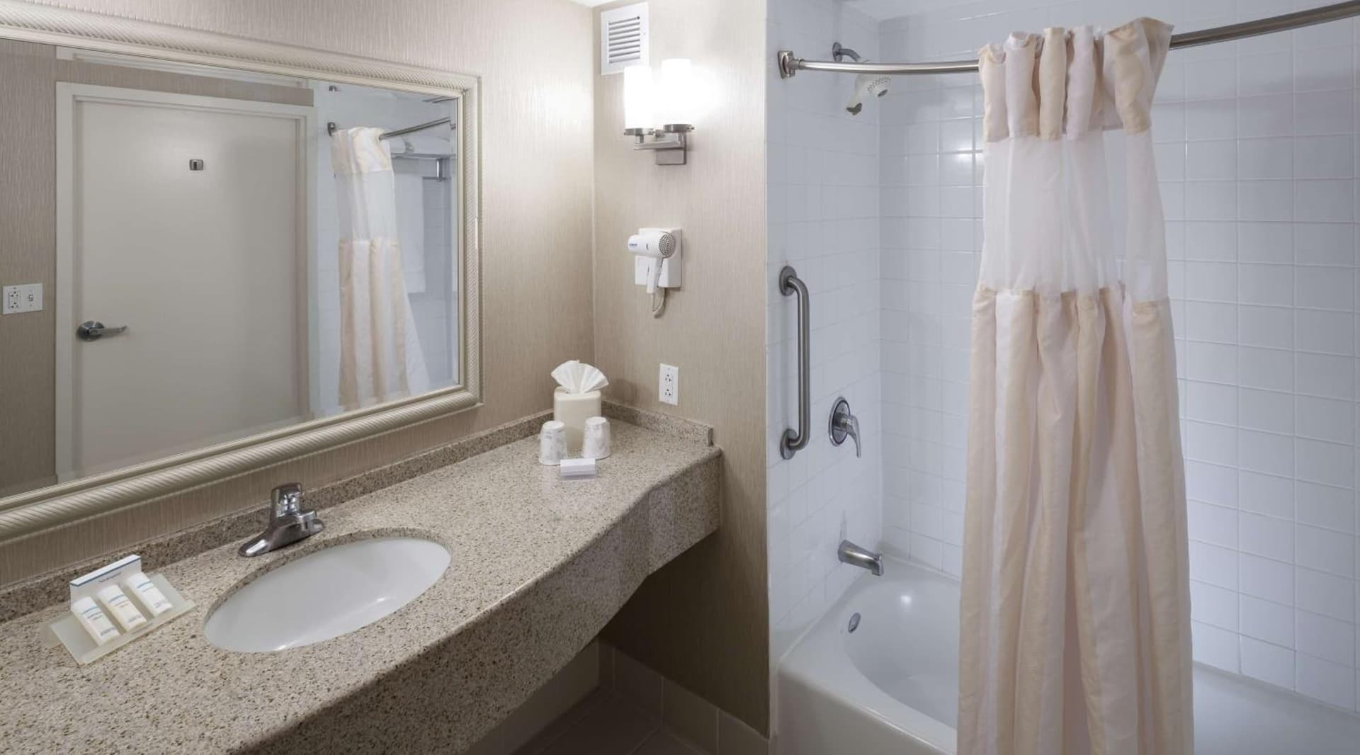 Hilton Garden Inn Rockaway gallery photo in Rockaway, NJ — image 6