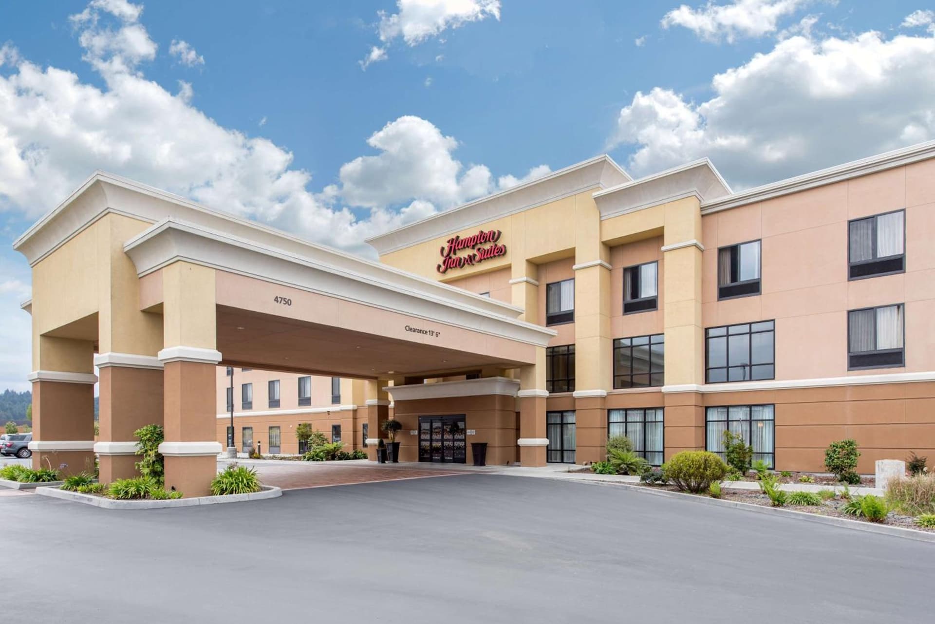 Hampton Inn & Suites Arcata featured exterior or lobby in Arcata, CA — similar hotel