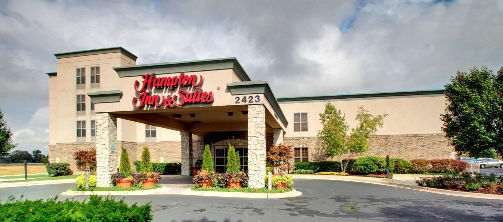 Hampton Inn & Suites Chicago/Aurora property views in Aurora, IL — gallery photo 3