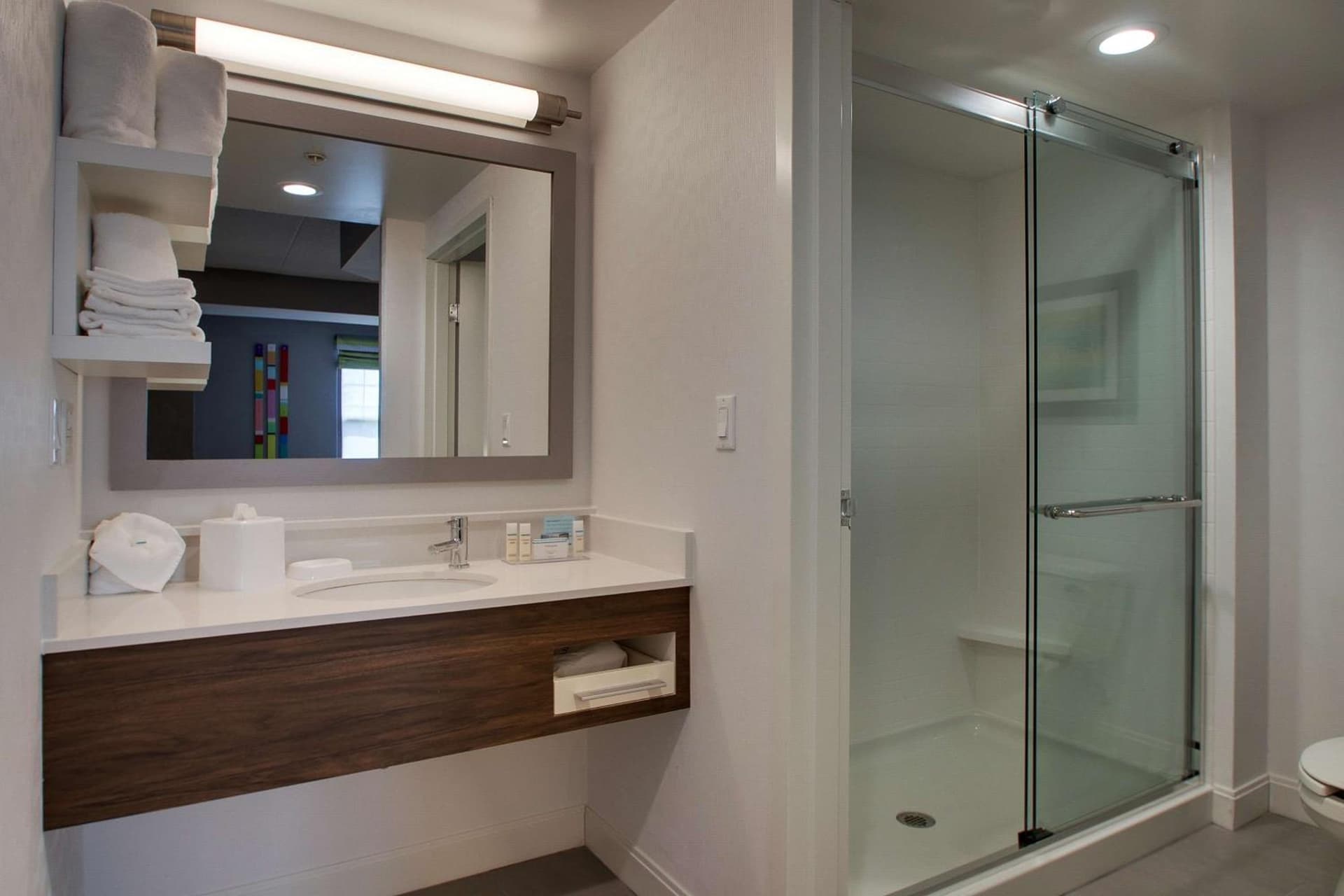Hampton Inn & Suites Chicago/Aurora property views in Aurora, IL — gallery photo 3