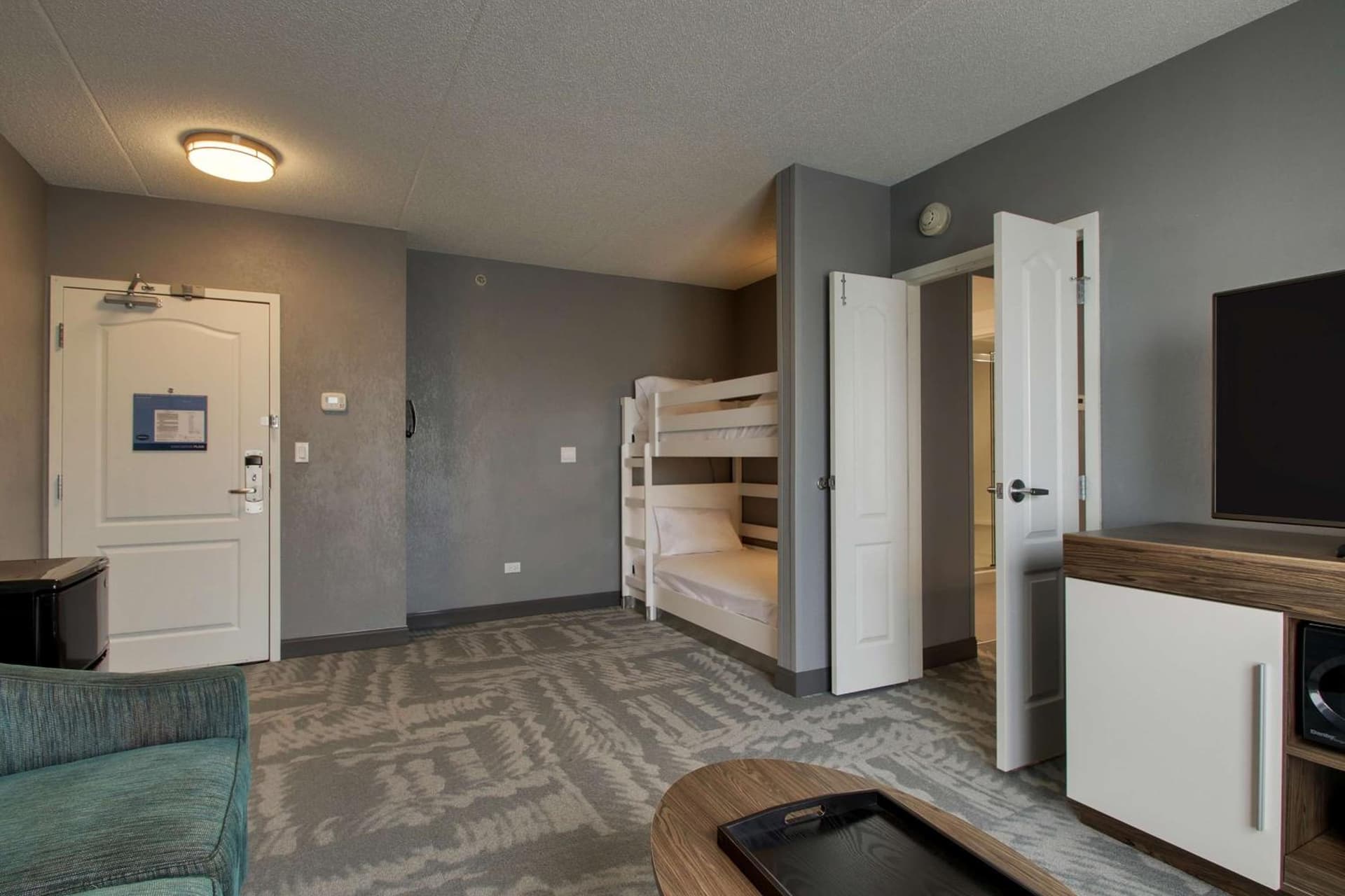 Hampton Inn & Suites Chicago/Aurora gallery photo in Aurora, IL — image 29