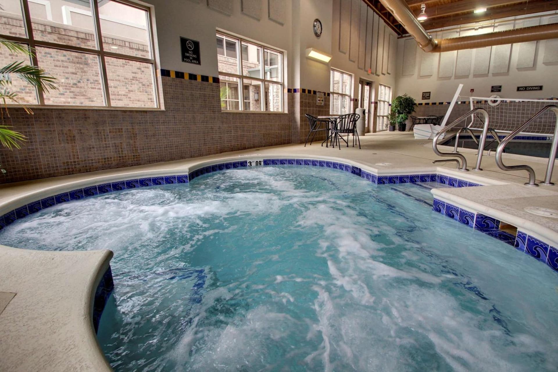Hampton Inn & Suites Chicago/Aurora gallery photo in Aurora, IL — image 22