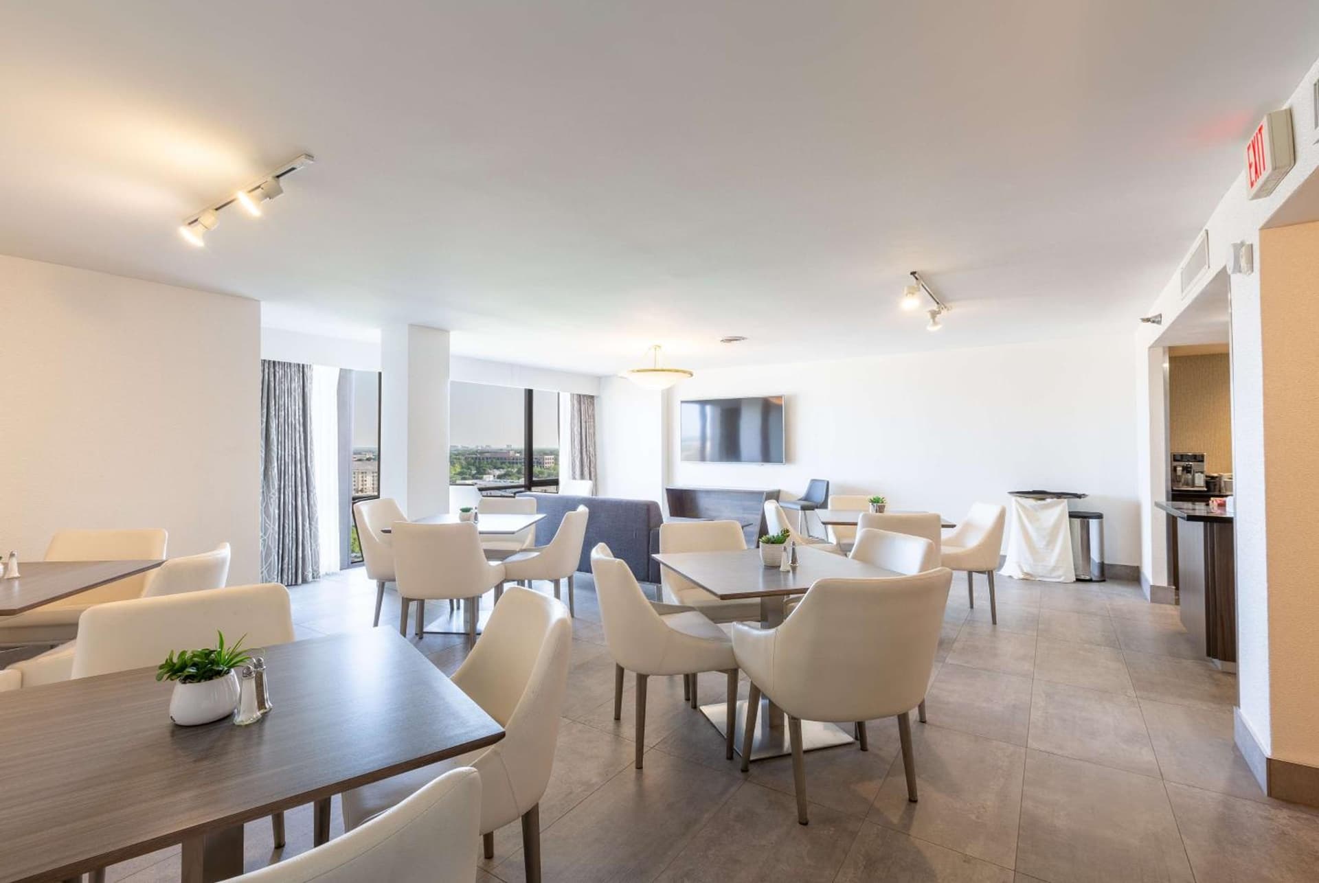 DoubleTree by Hilton Dallas/Richardson gallery photo in Richardson, TX — image 20