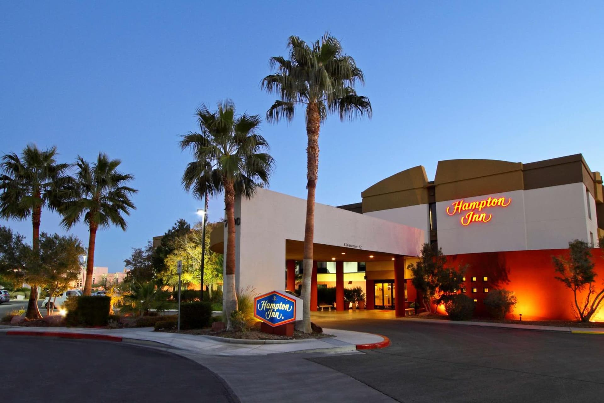 Hampton Inn Las Vegas/Summerlin interior in Las Vegas, NV — gallery photo 2