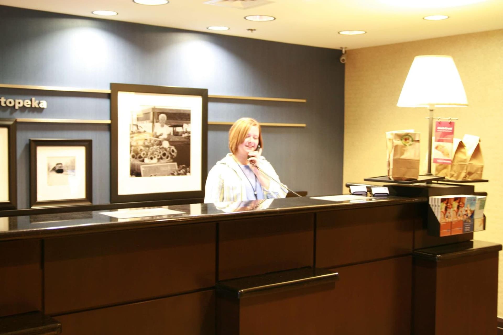 Hampton Inn Topeka interior in Topeka, KS — gallery photo 2