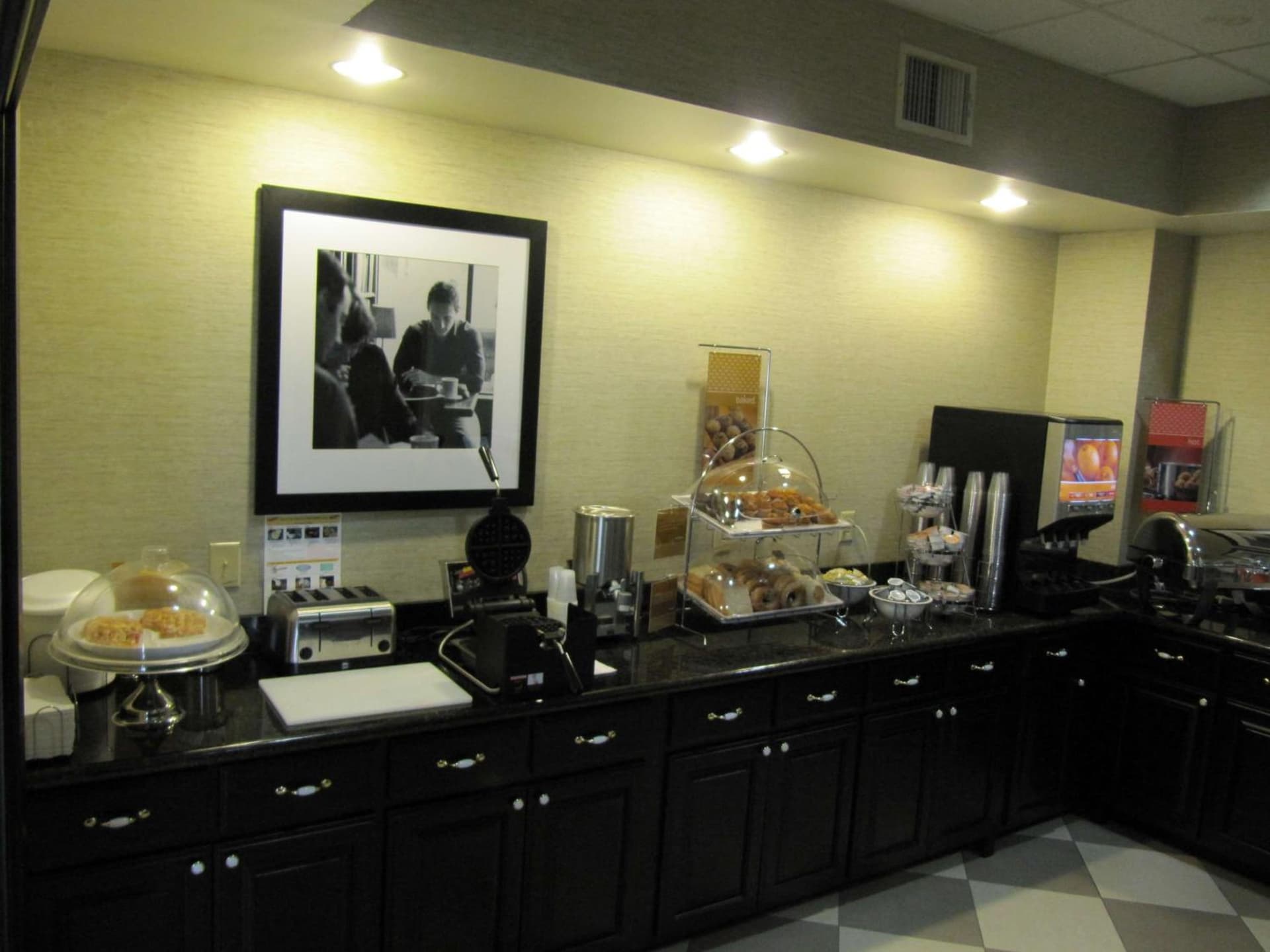 Hampton Inn Lindale/Tyler gallery photo in Lindale, TX — image 16
