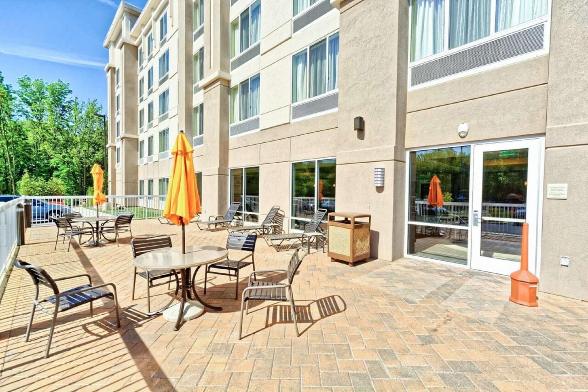 Hilton Garden Inn by Hilton Mount Laurel interior in Mount Laurel, NJ — gallery photo 2