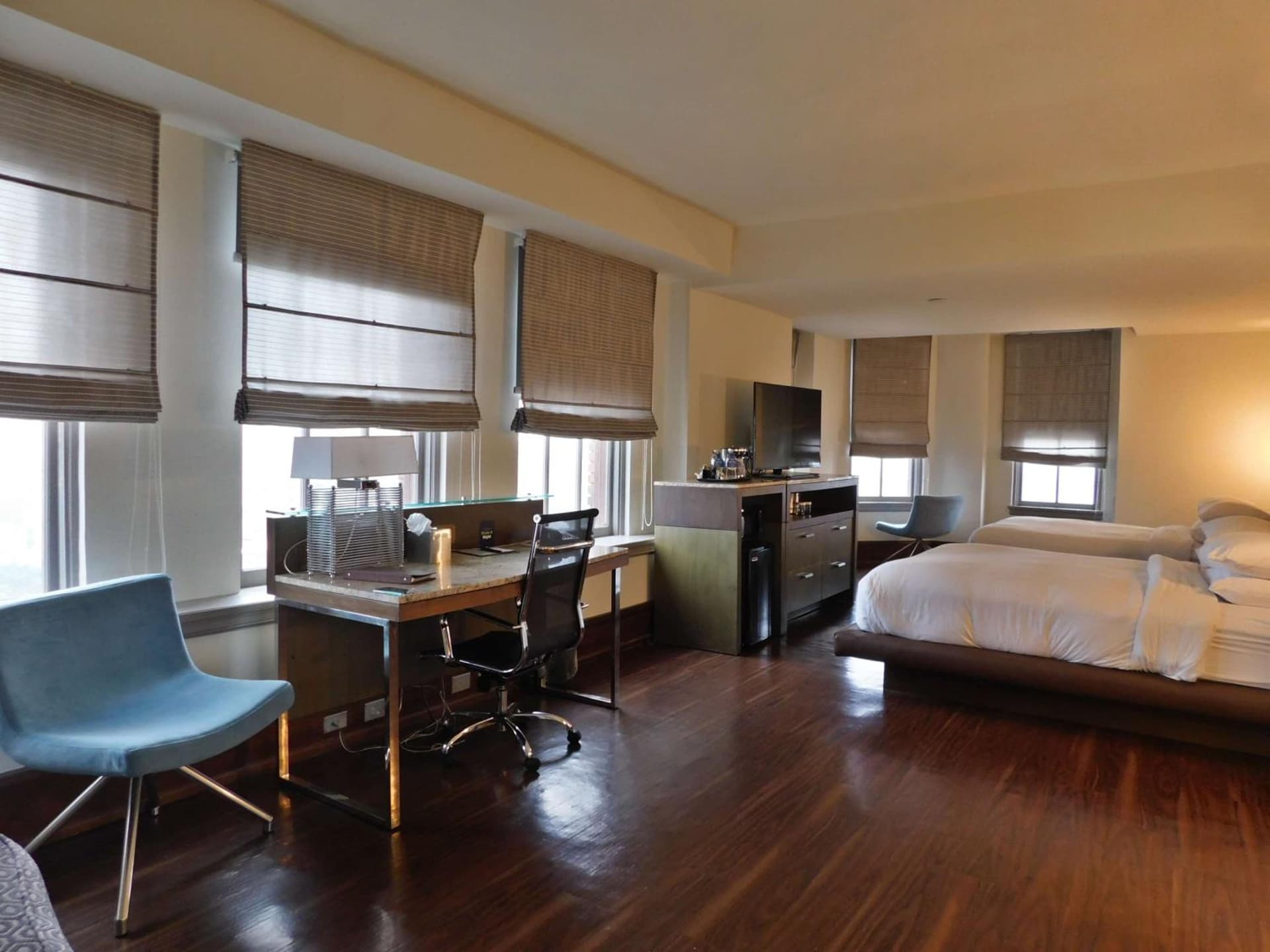 The Tudor Arms Hotel Cleveland - a DoubleTree by Hilton gallery photo in Cleveland, OH — image 21