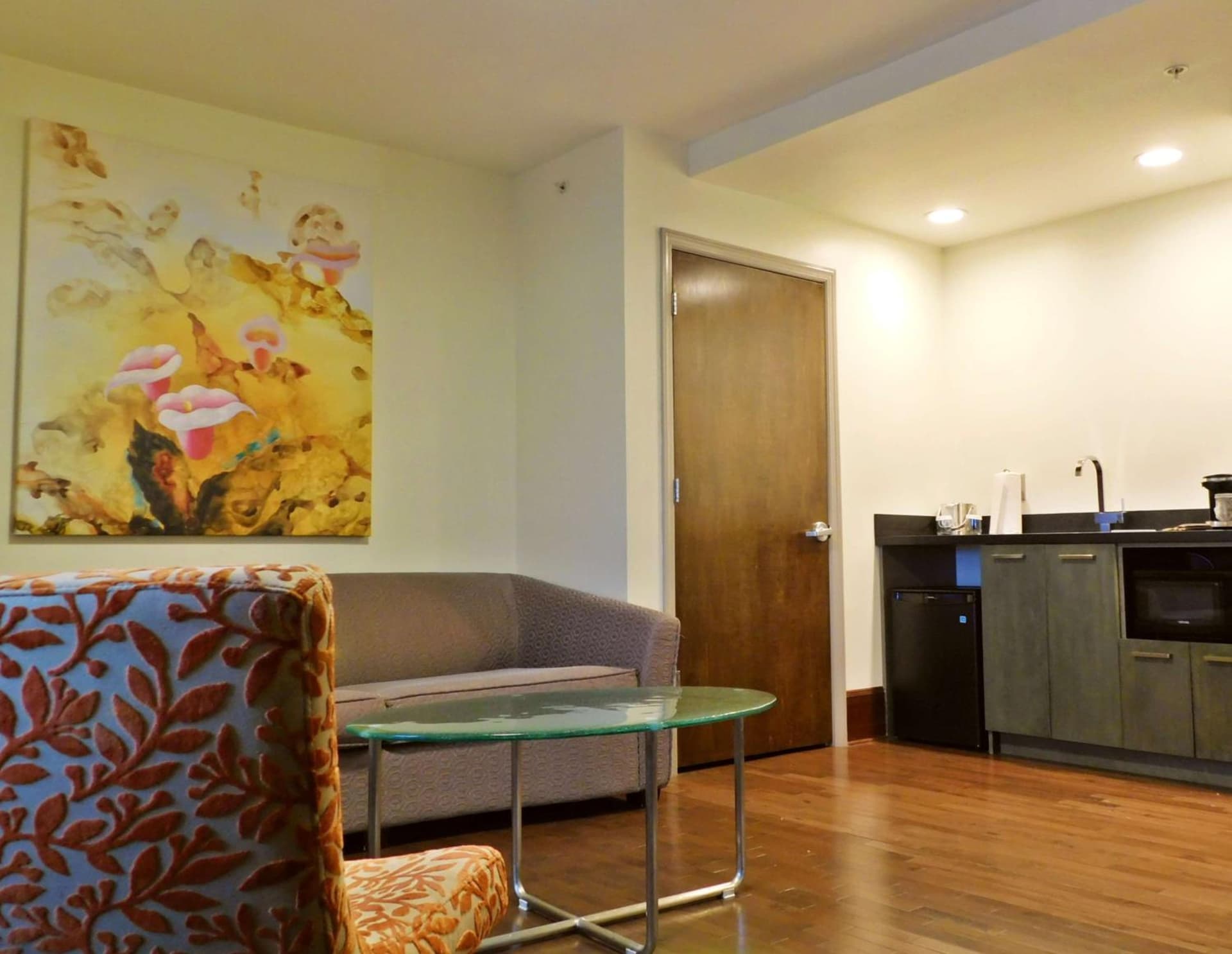 The Tudor Arms Hotel Cleveland - a DoubleTree by Hilton gallery photo in Cleveland, OH — image 15