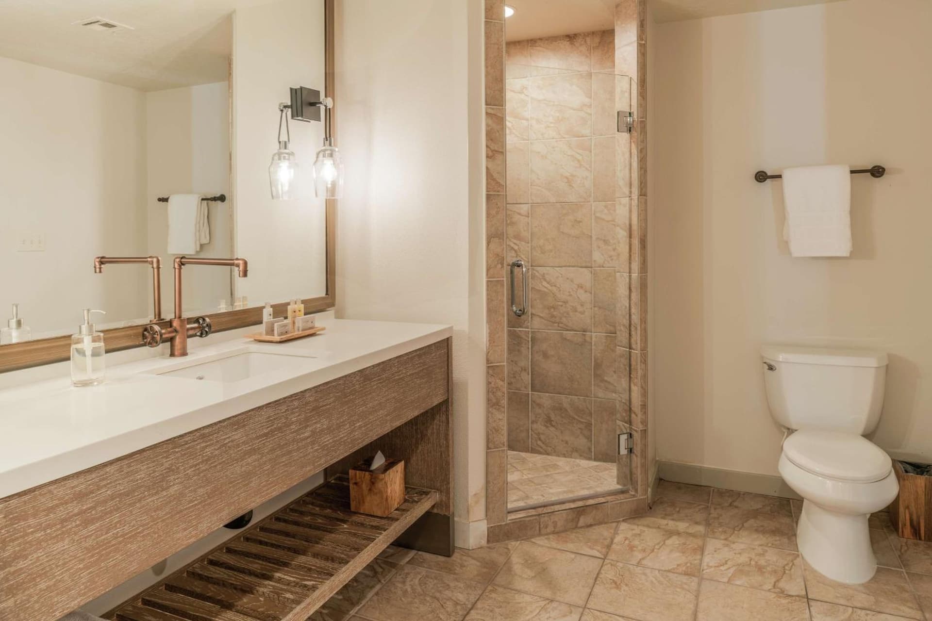 Cliffrose Springdale, Curio Collection By Hilton property views in Springdale, UT — gallery photo 3