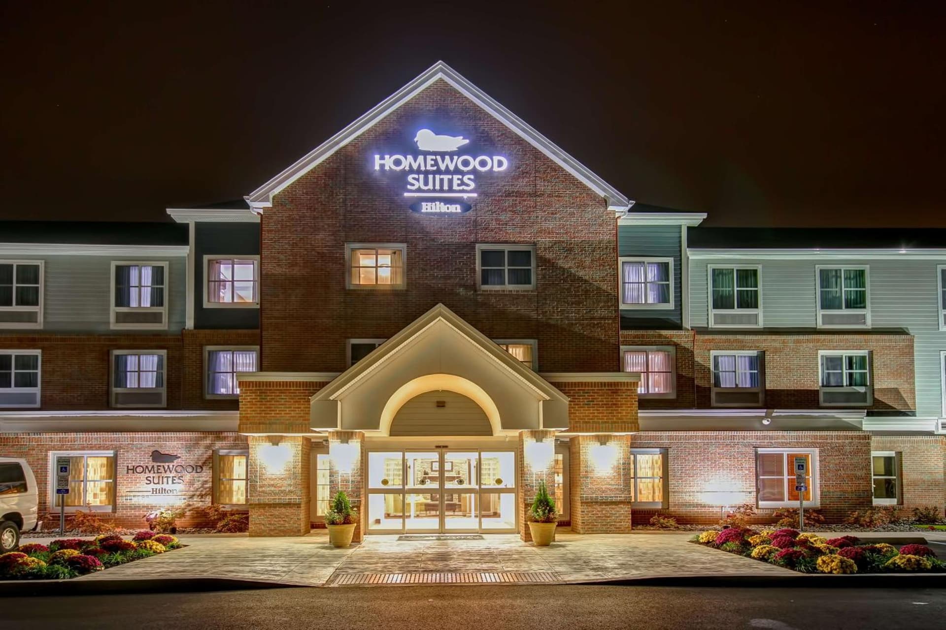 Homewood Suites by Hilton Bridgewater/Branchburg featured exterior or lobby in Branchburg Park, NJ — similar hotel