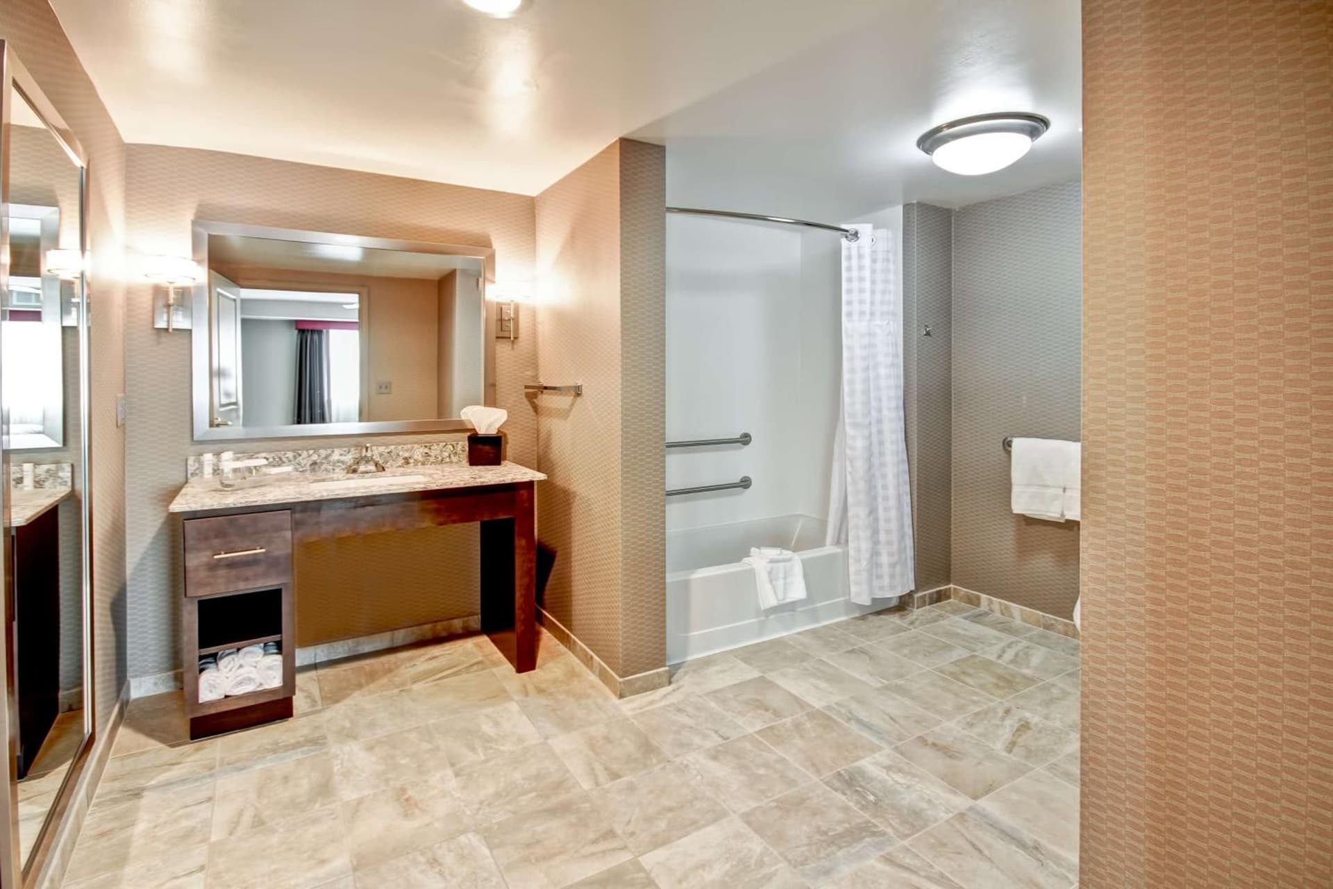Homewood Suites by Hilton Bridgewater/Branchburg gallery photo in Branchburg Park, NJ — image 23