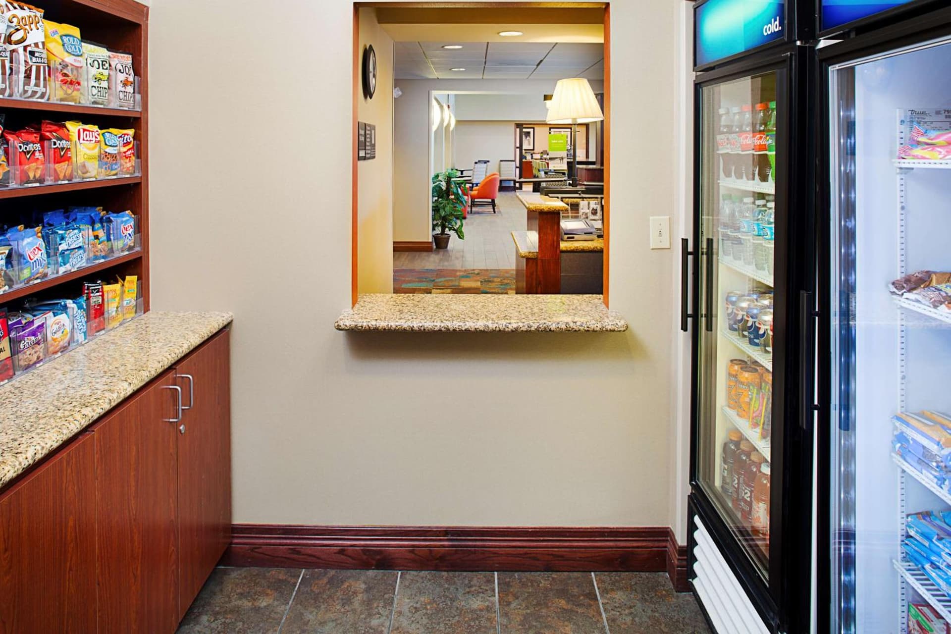 Hampton Inn & Suites Lancaster gallery photo in Lancaster, CA — image 21