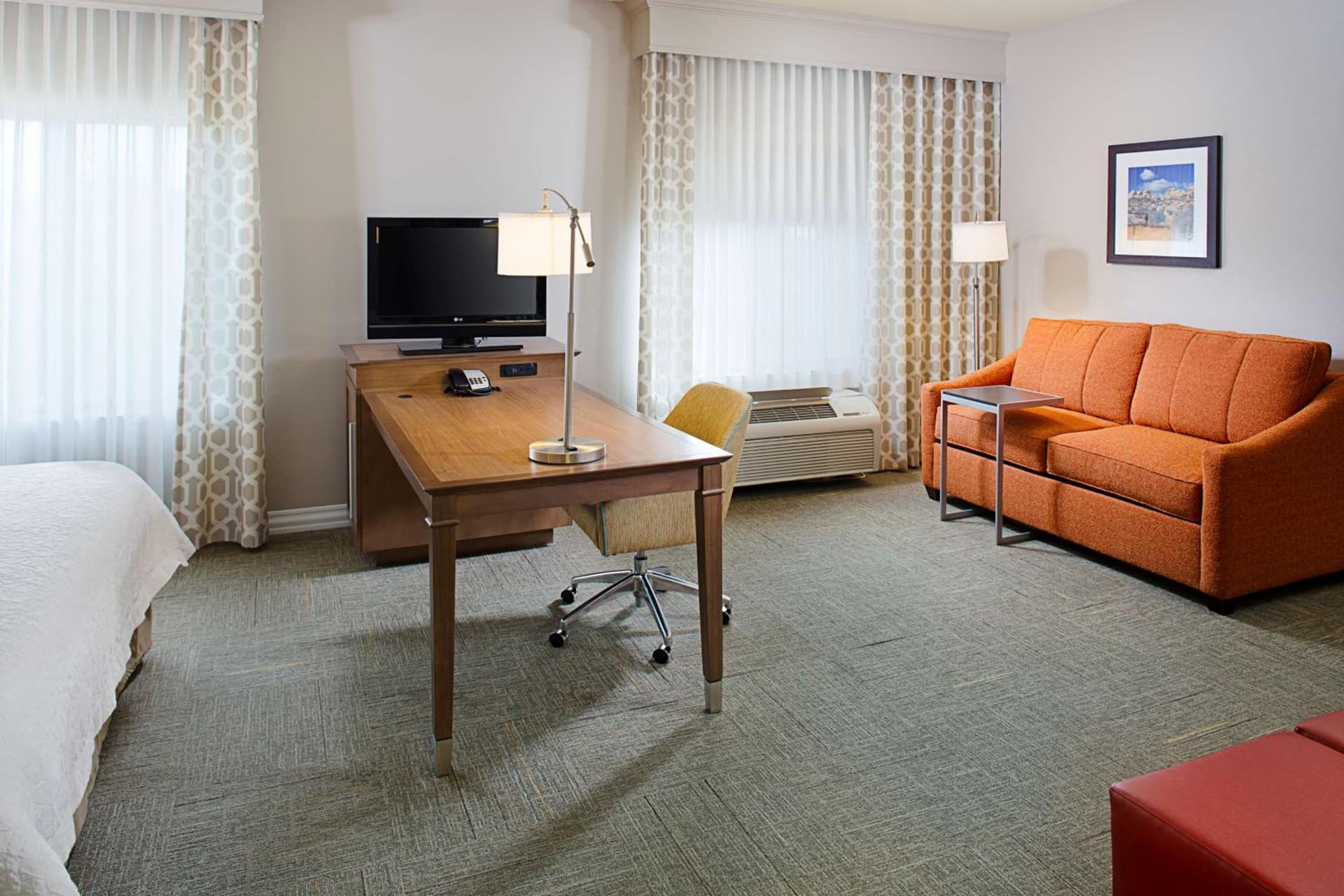 Hampton Inn & Suites Lancaster gallery photo in Lancaster, CA — image 32